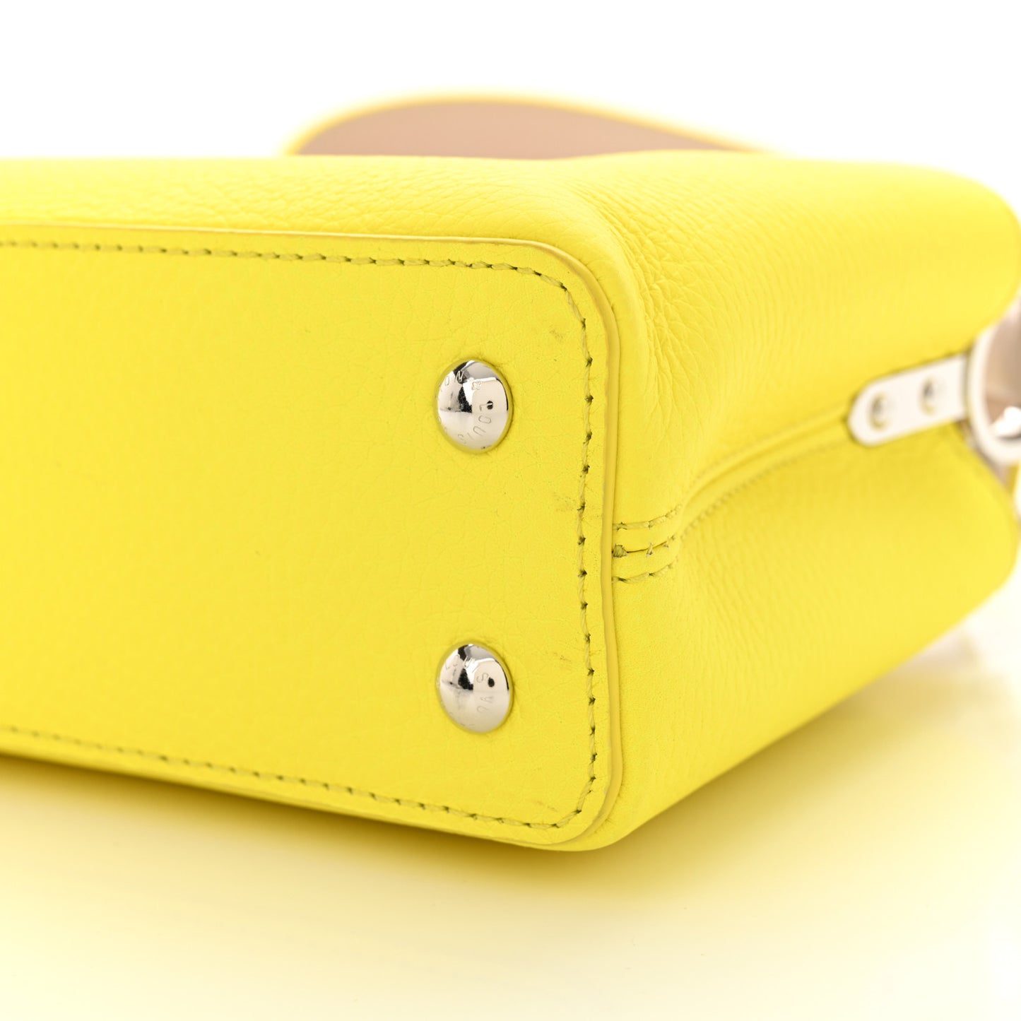 Taurillon Mini Capucines Yellow Beige