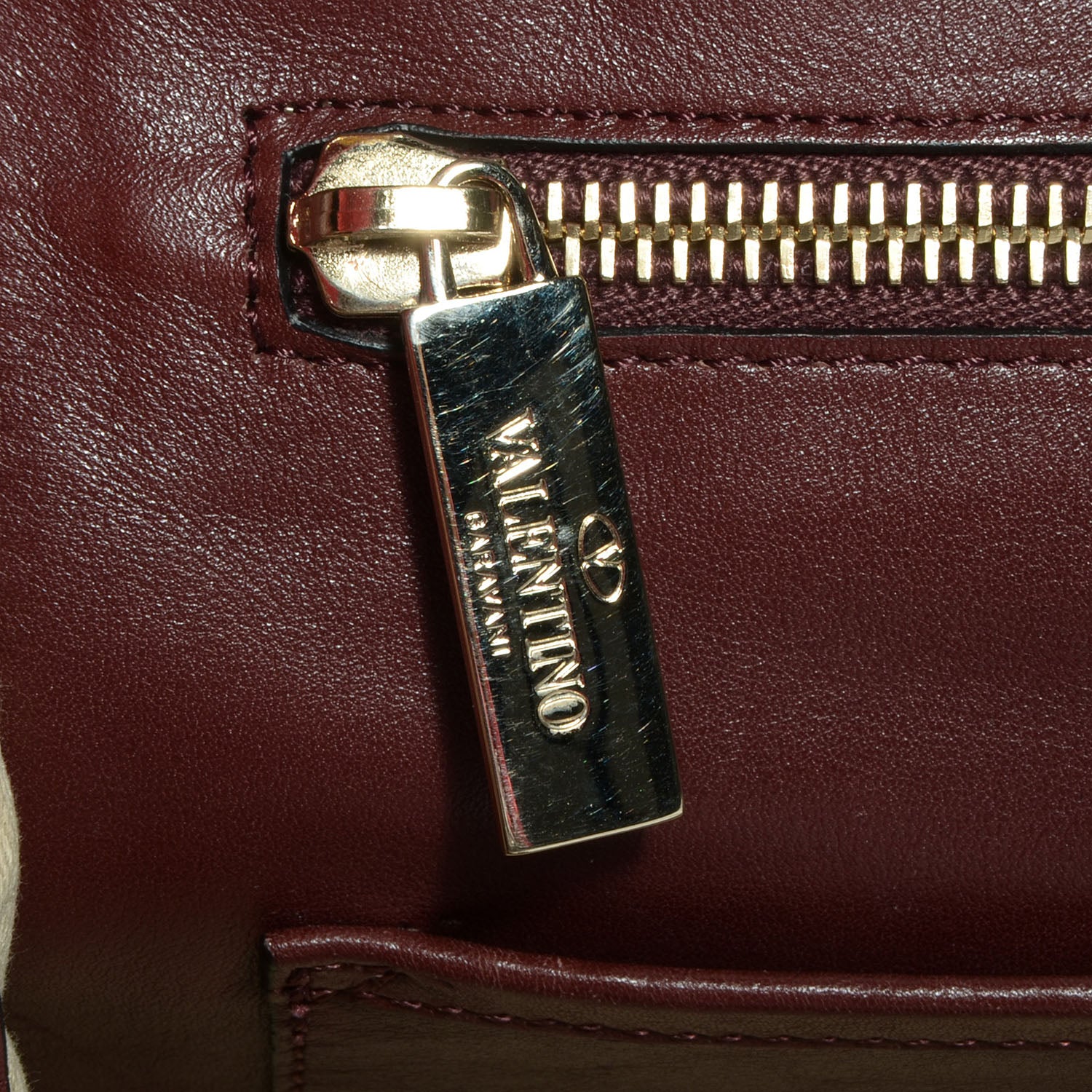 Valentino Garavani Vitello Medium Rockstud All Over Tote Brun 8 of 9