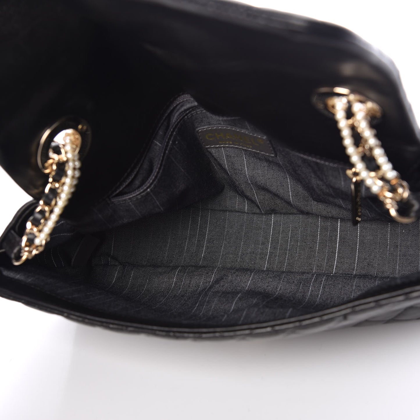 Lambskin Medium Westminster Pearl Flap Black