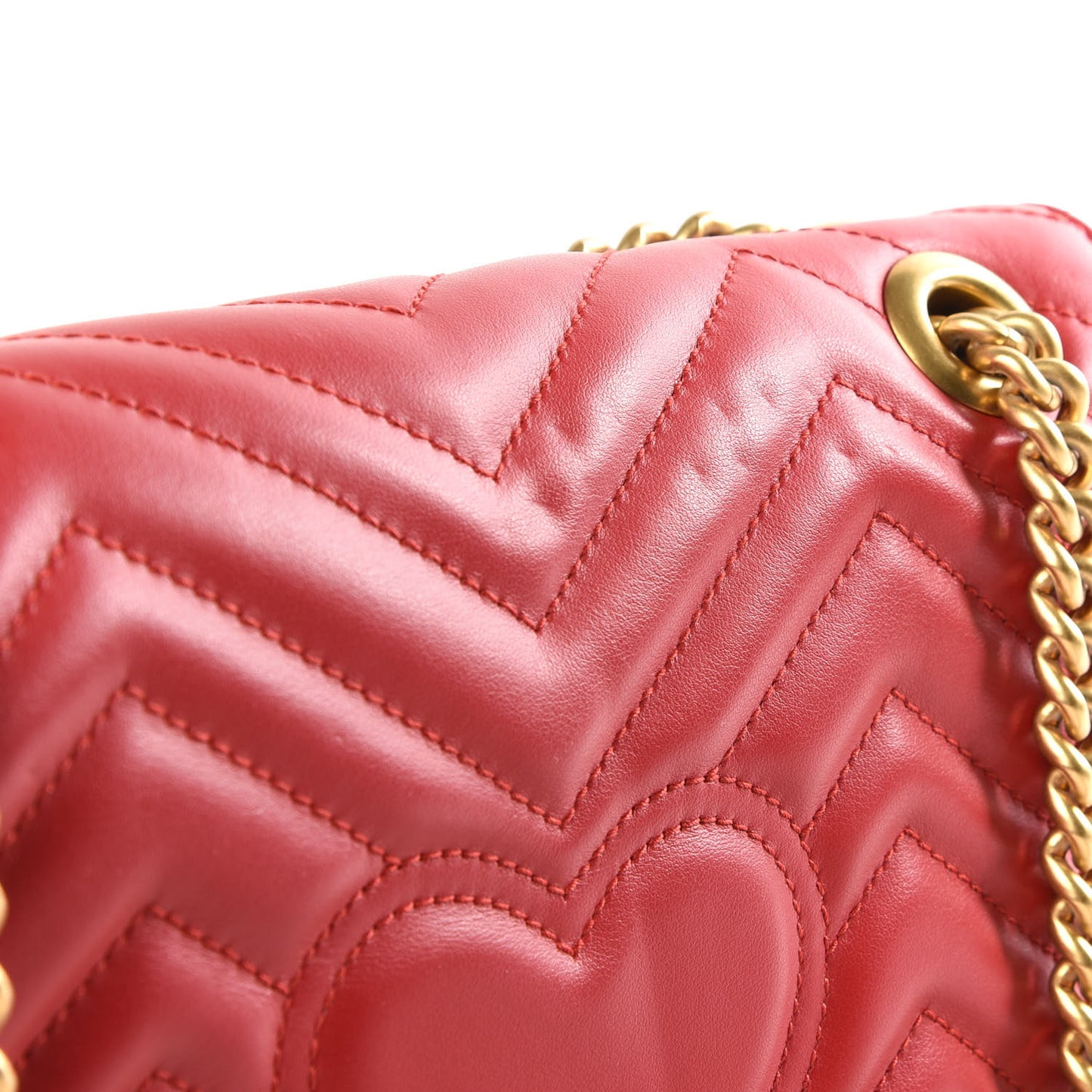 Calfskin Matelasse Small GG Marmont Shoulder Bag Hibiscus Red