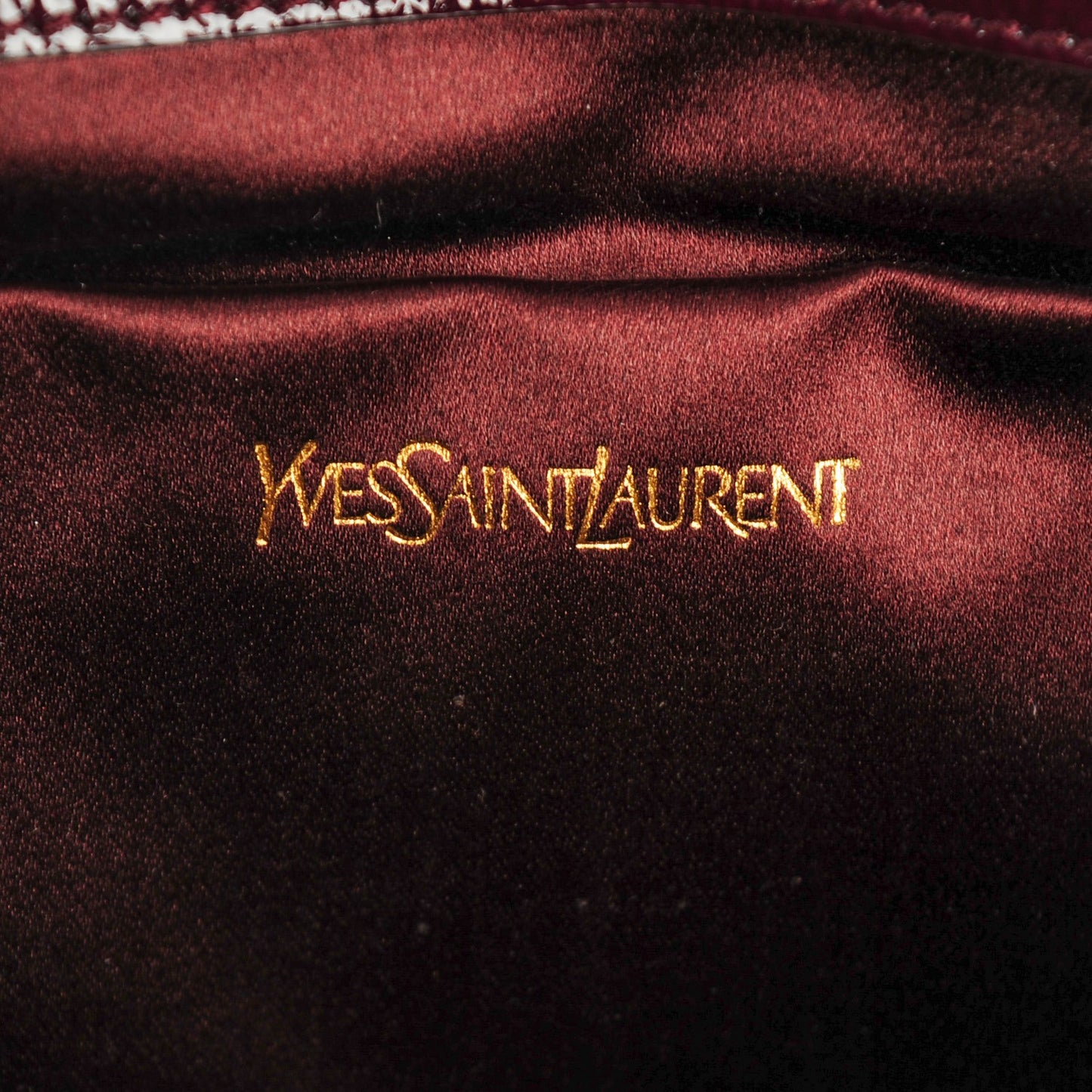 Textured Patent Calfskin Large Belle De Jour Clutch Bordeaux