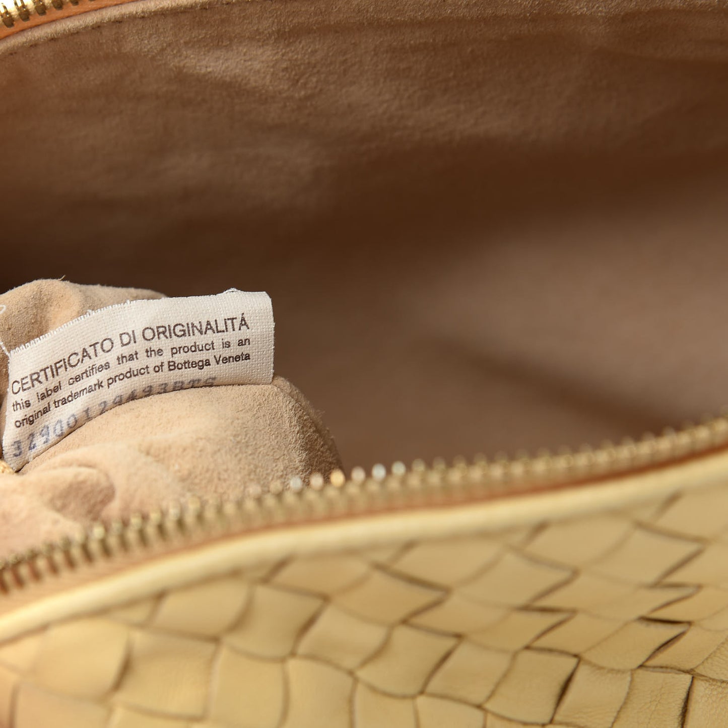 Nappa Intrecciato Large Cosmetic Case Banane