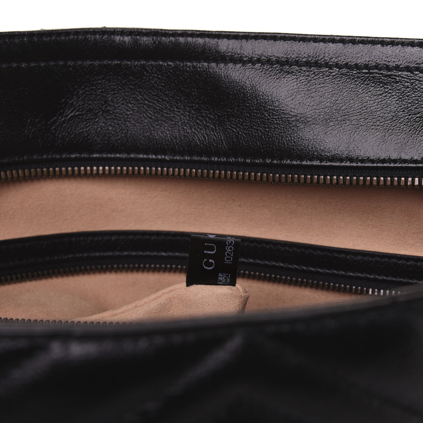 Vintage Calfskin Matelasse Medium GG Marmont Slim Tote Black