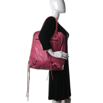 Balenciaga Agneau Classic Hardware Day Hobo Rose Hortensia 2 of 22