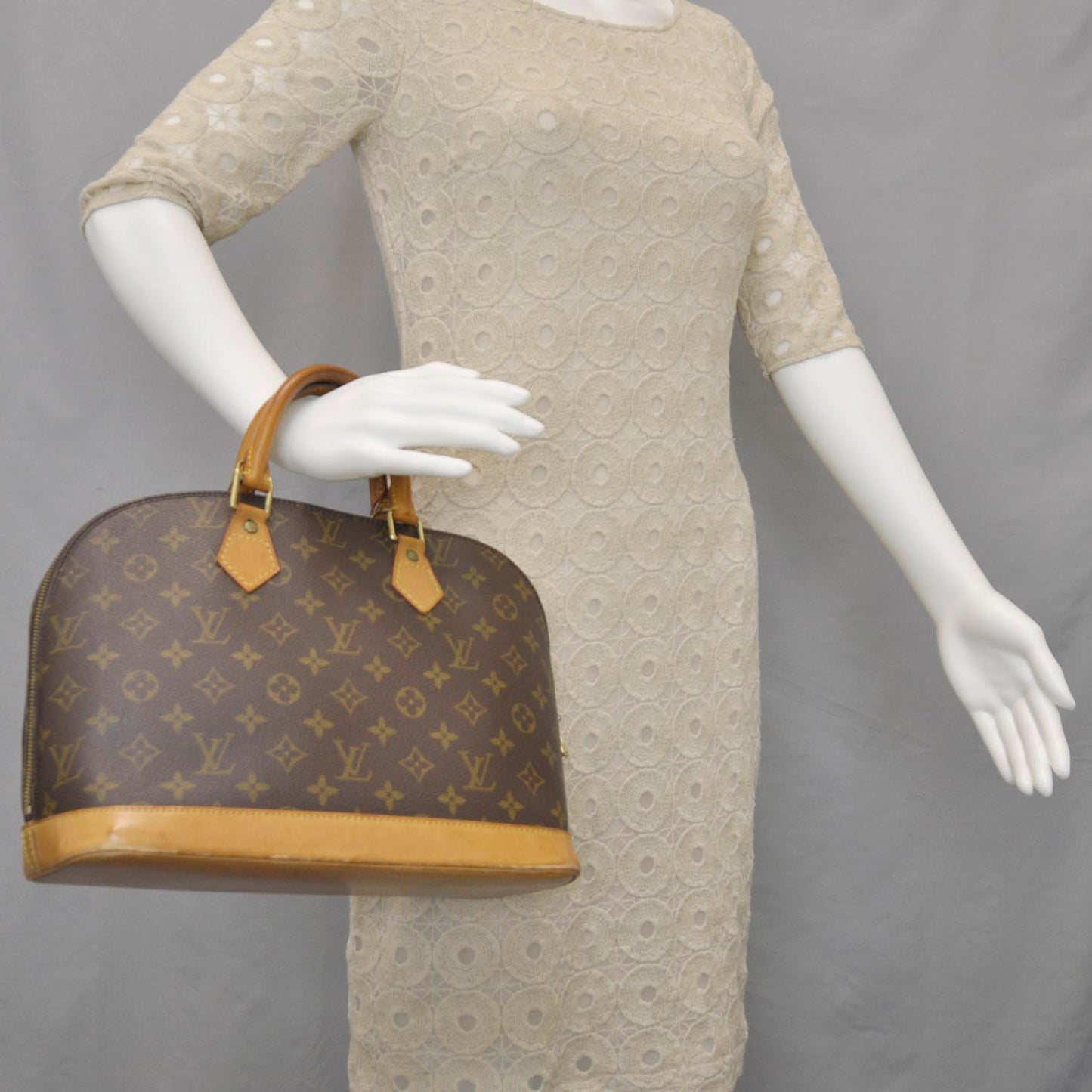 Monogram Alma PM