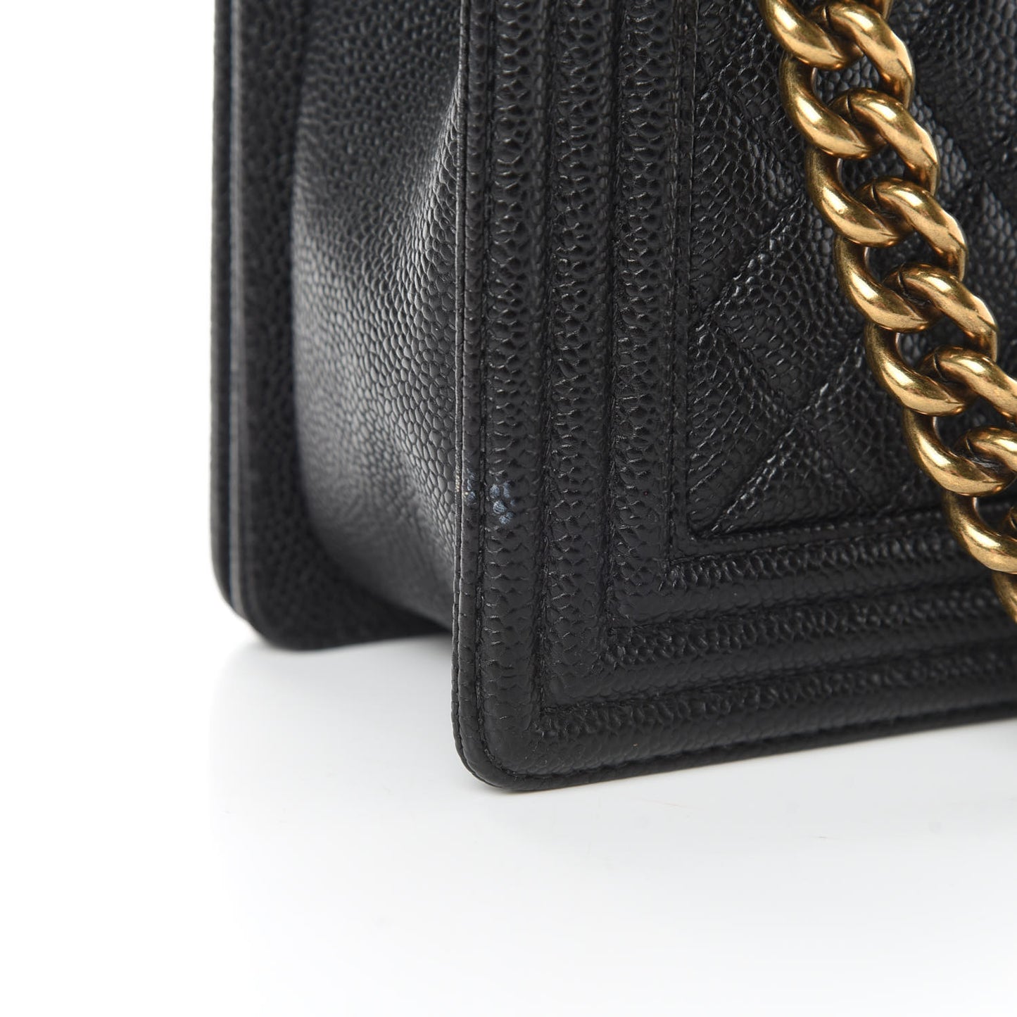 Caviar Quilted New Medium Boy Flap Black