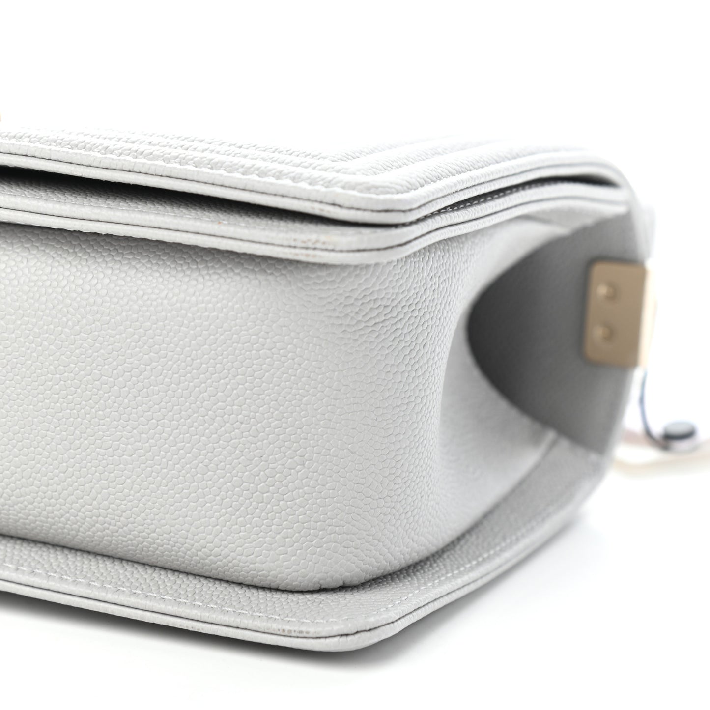 Caviar Quilted Medium Boy Flap Light Grey