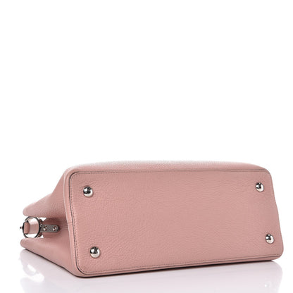 Louis Vuitton Taurillon Capucines MM Magnolia 4 of 7