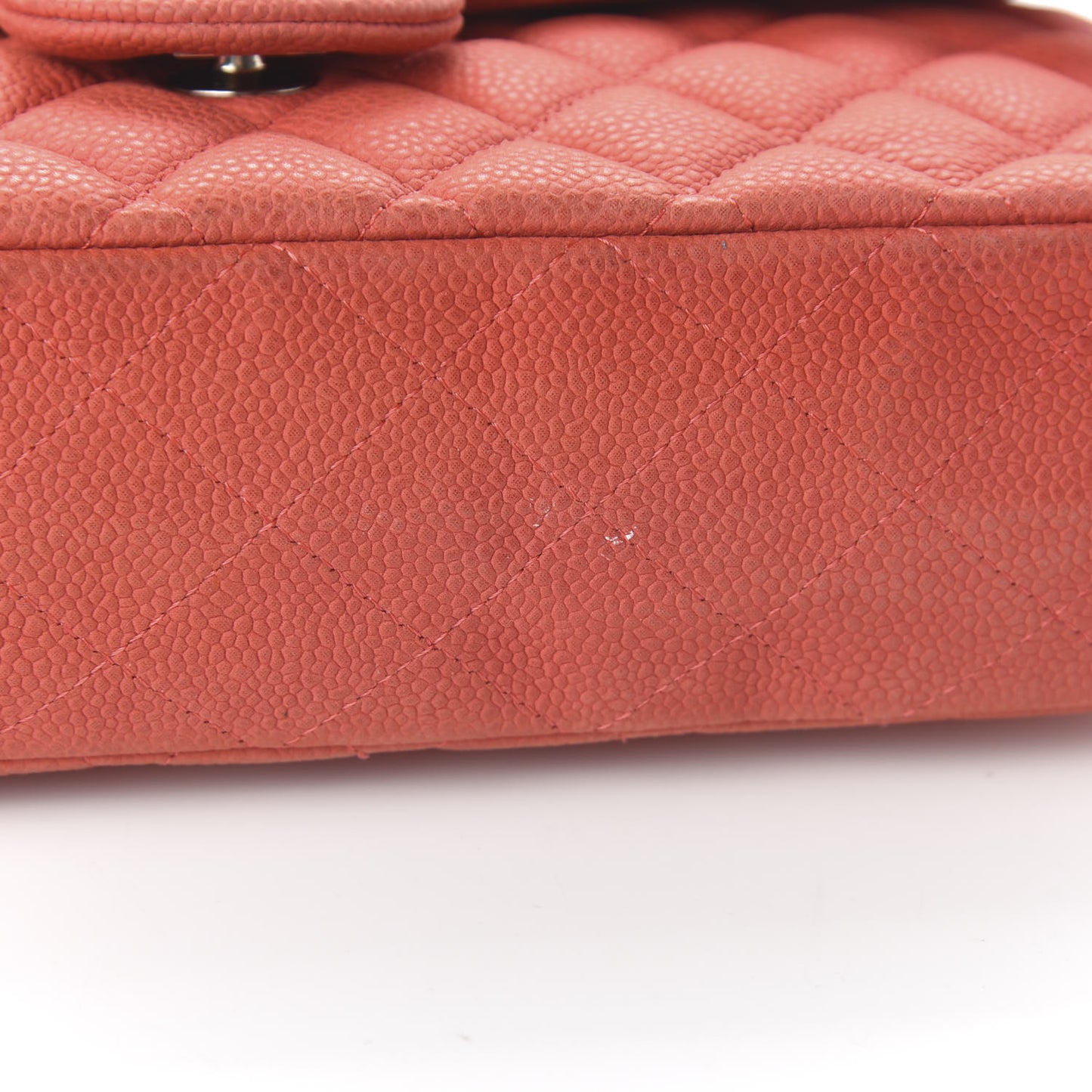 Iridescent Caviar Quilted Medium Double Flap Dark Pink
