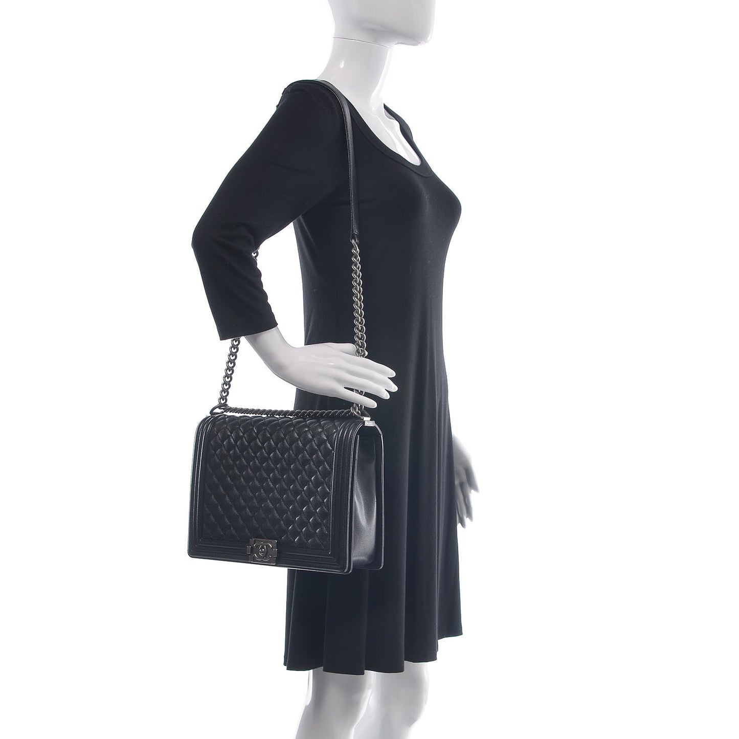 Caviar Quilted Large Boy Flap Black