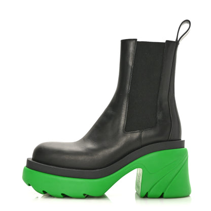 Bottega Veneta Calfskin The Flash Chelsea Boots 38 Black Grass 1 of 7