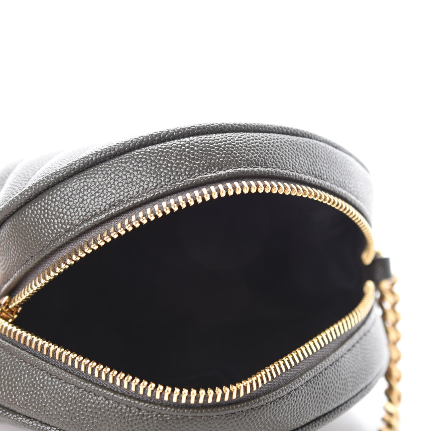 Saint Laurent Grain De Poudre Matelasse Chevron Quilted Round Vinyle Camera Bag Pebble 5 of 11