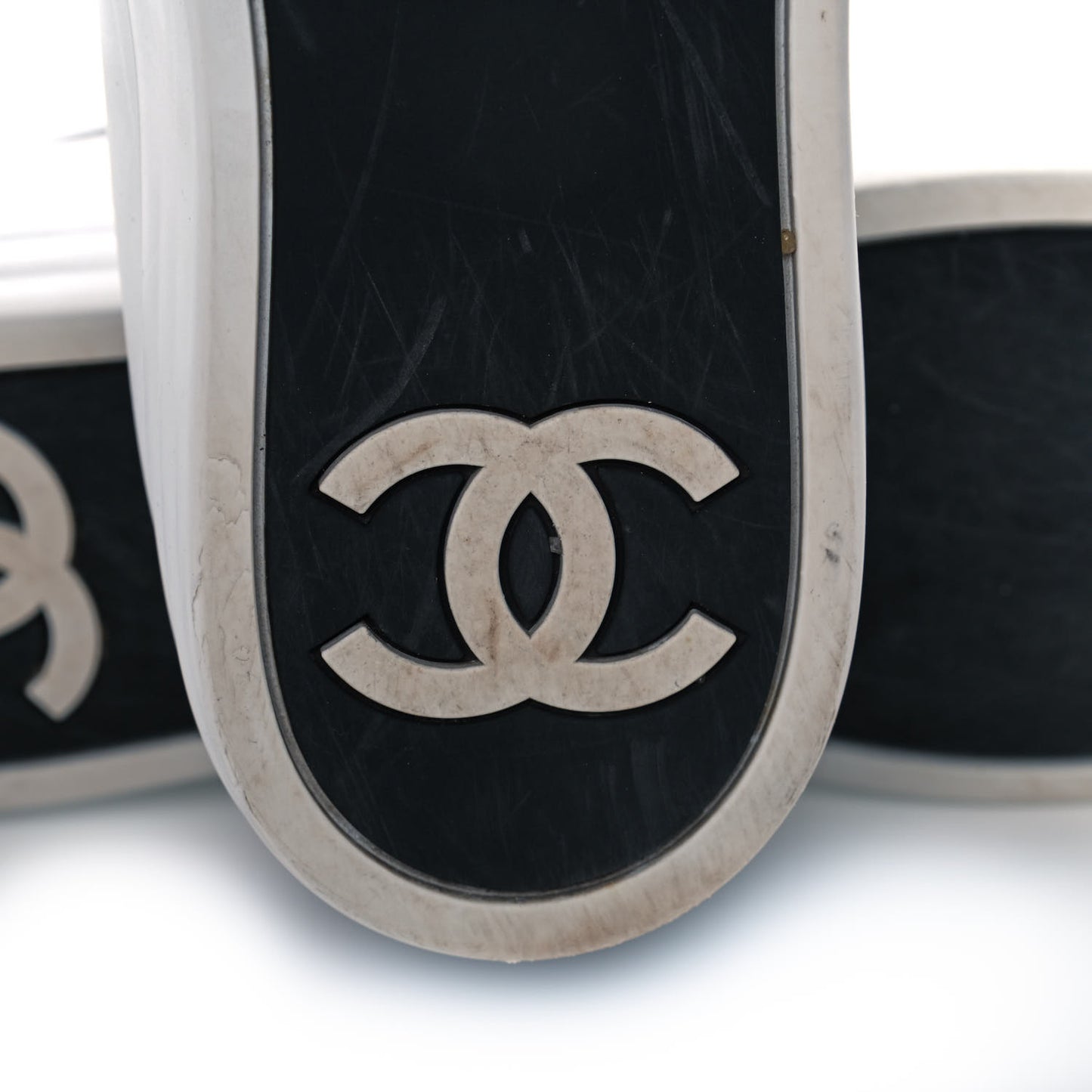 Calfskin Womens CC Sneakers 39 Black White