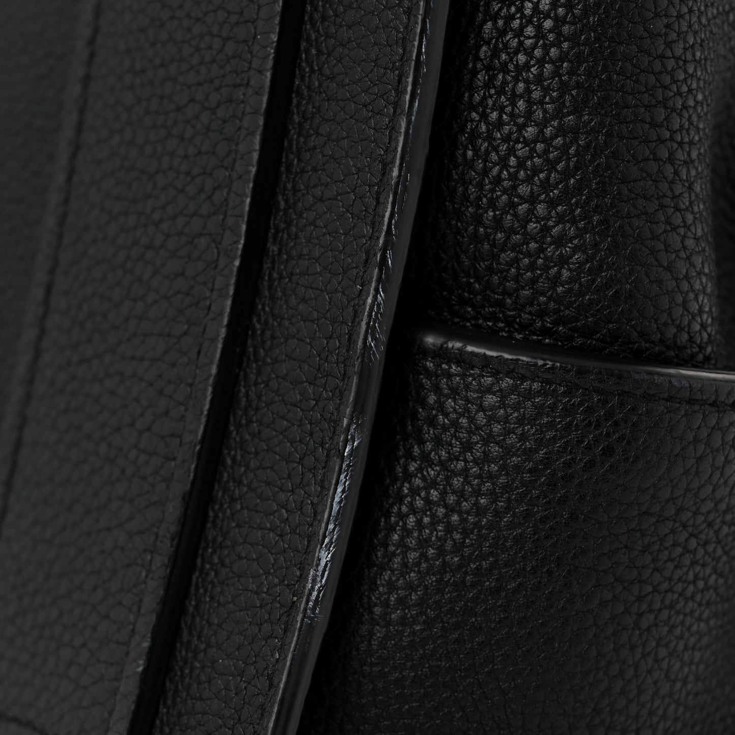 Grained Calfskin Medium Souple Sac De Jour Black