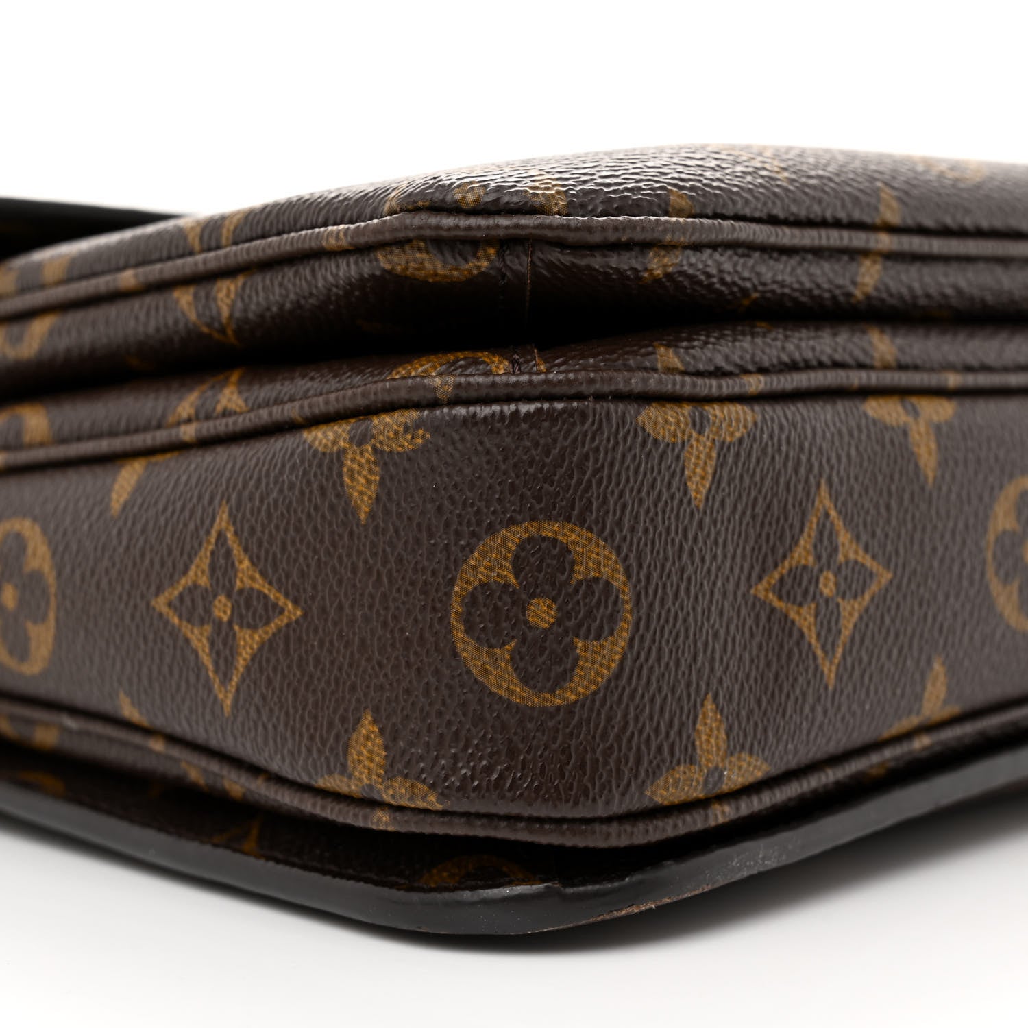 Louis Vuitton Monogram Pochette Metis 8 of 12