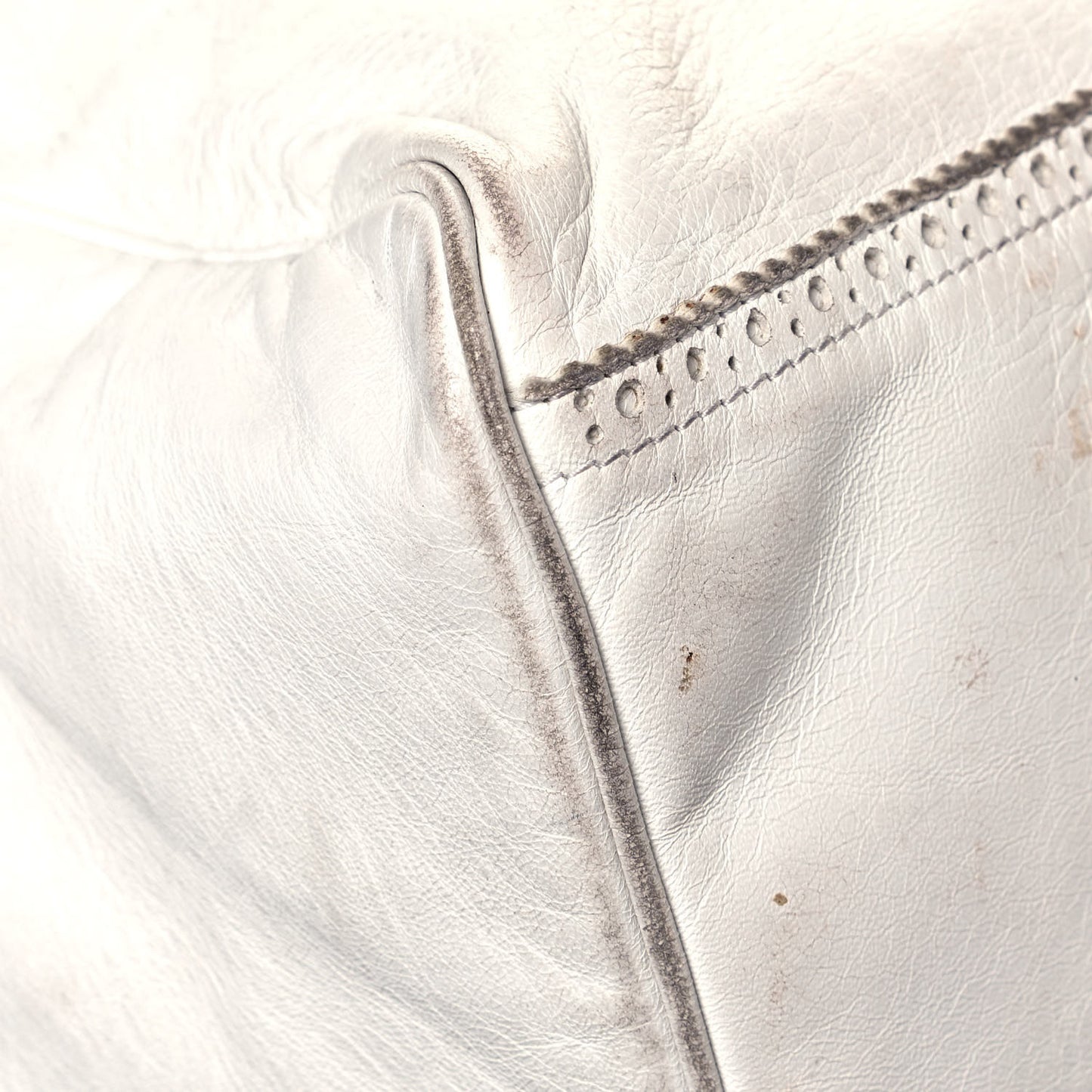 Agneau Giant Brogues Hardware Mid Day White