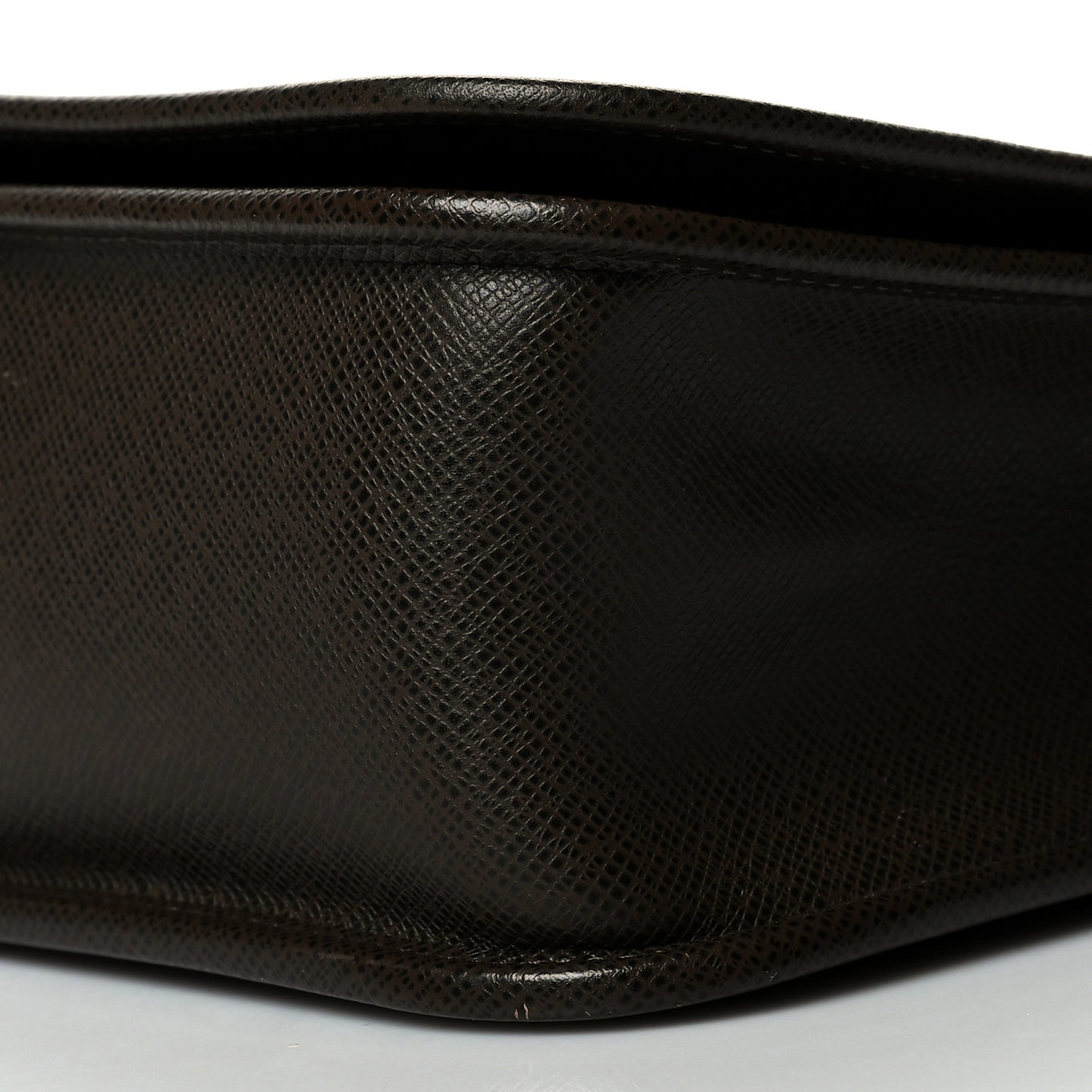 Taiga Andrei Messenger Bag Grizzli