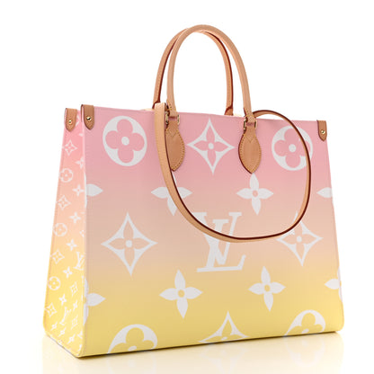 Louis Vuitton Monogram Giant By The Pool Onthego GM Light Pink 4 of 9