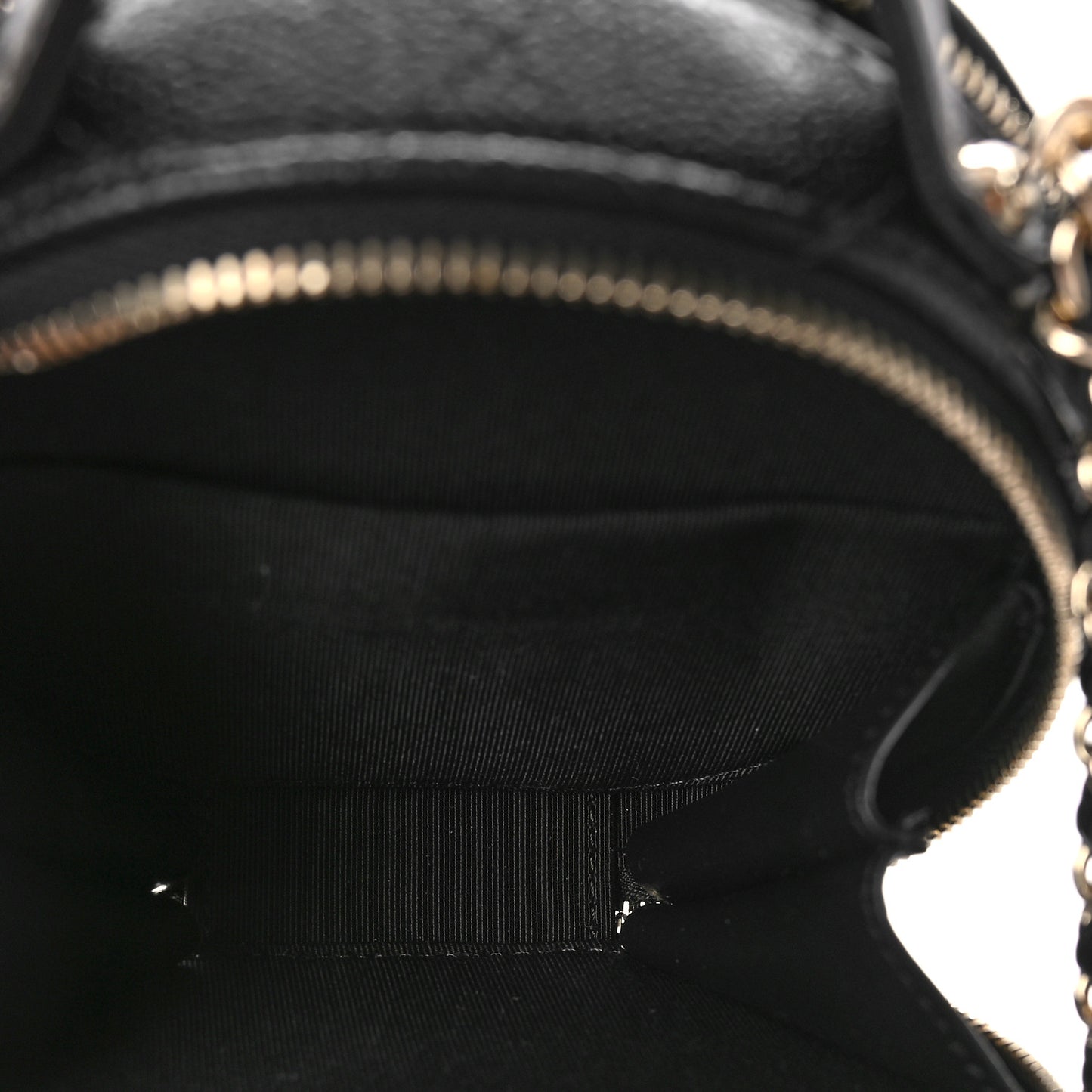 Caviar Quilted Round Handle With Care Vanity With Chain Black