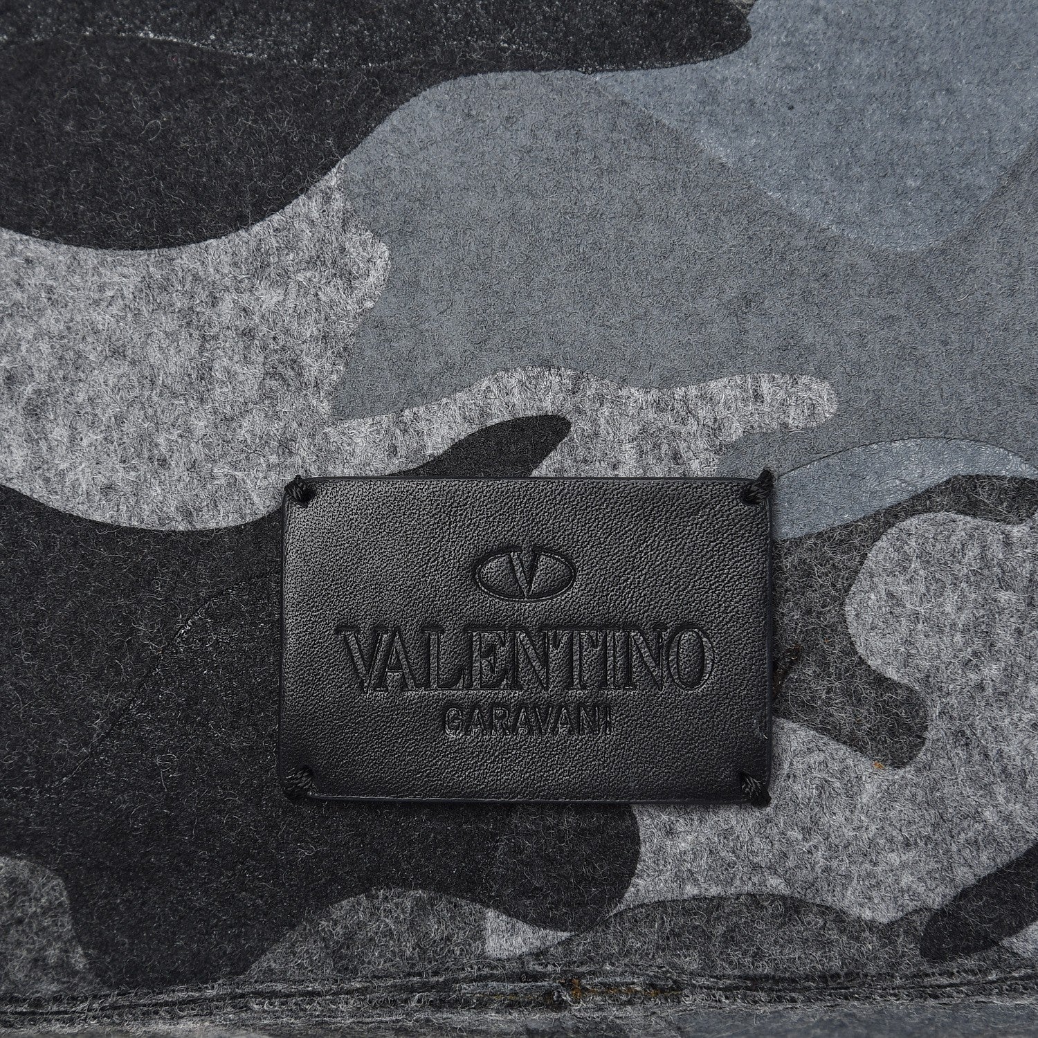 Valentino Garavani Felt Camouflage Rockstud Vertical Tote Grey 7 of 8