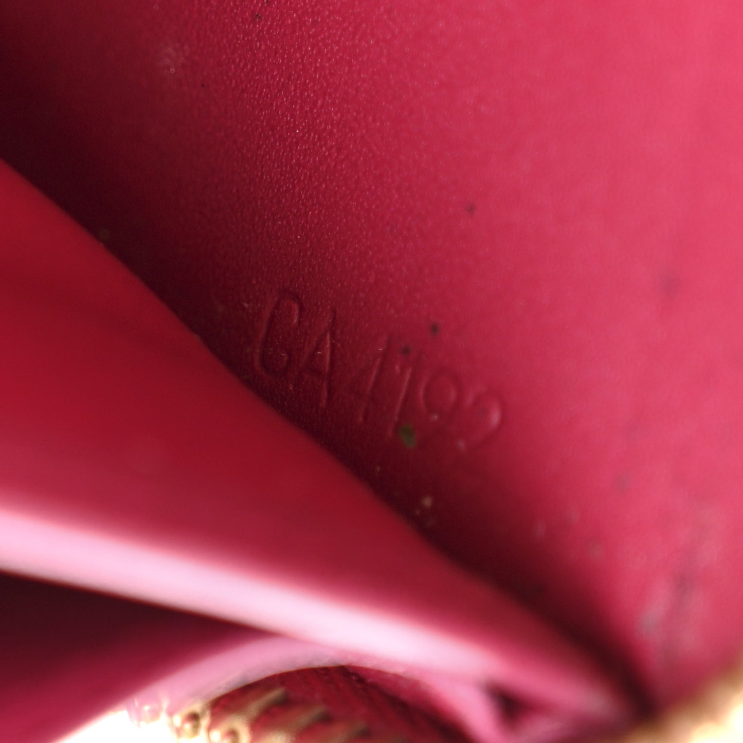 Vernis Zippy Wallet Pomme D'Amour