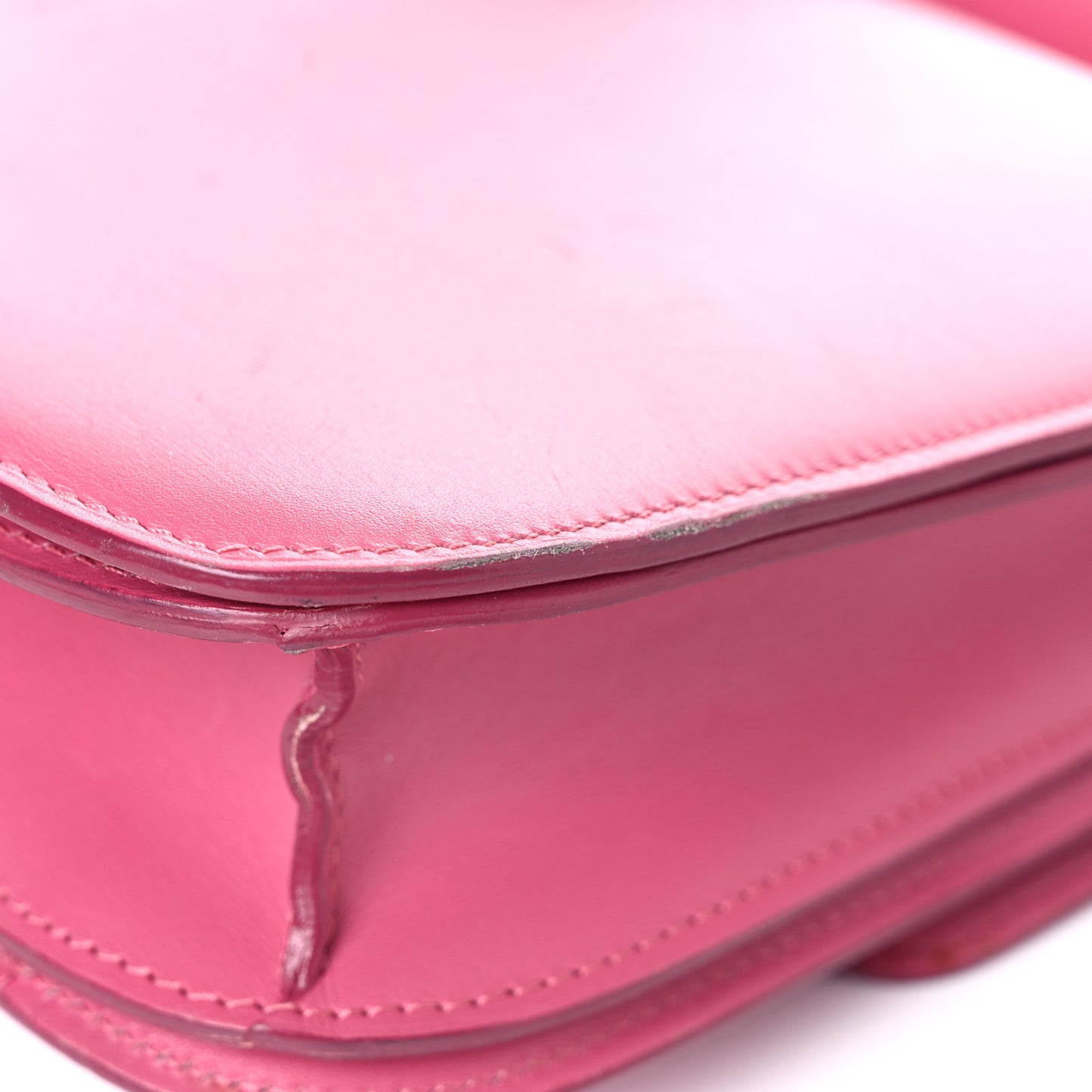 Smooth Calfskin Medium Classic Box Flap Bag Pink
