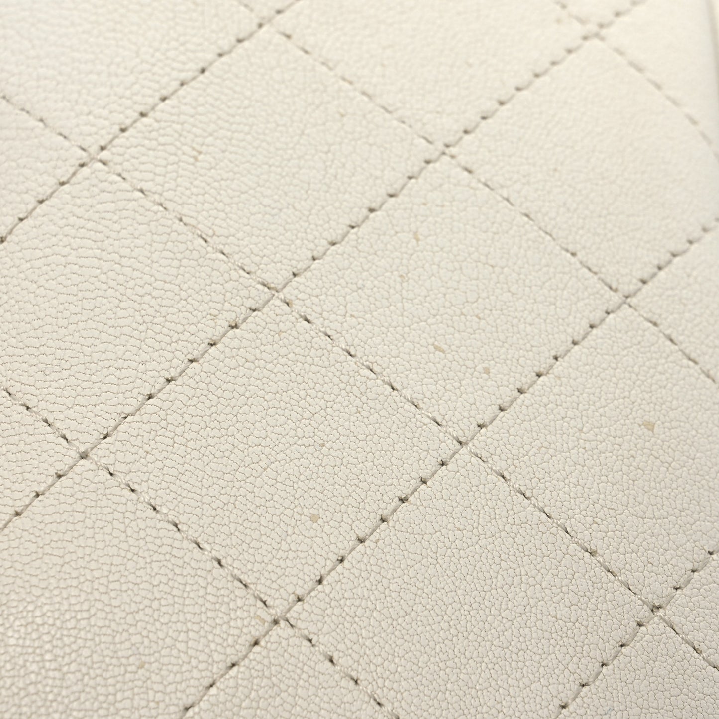 Goatskin Quilted Small Casual Trip Camera Case White