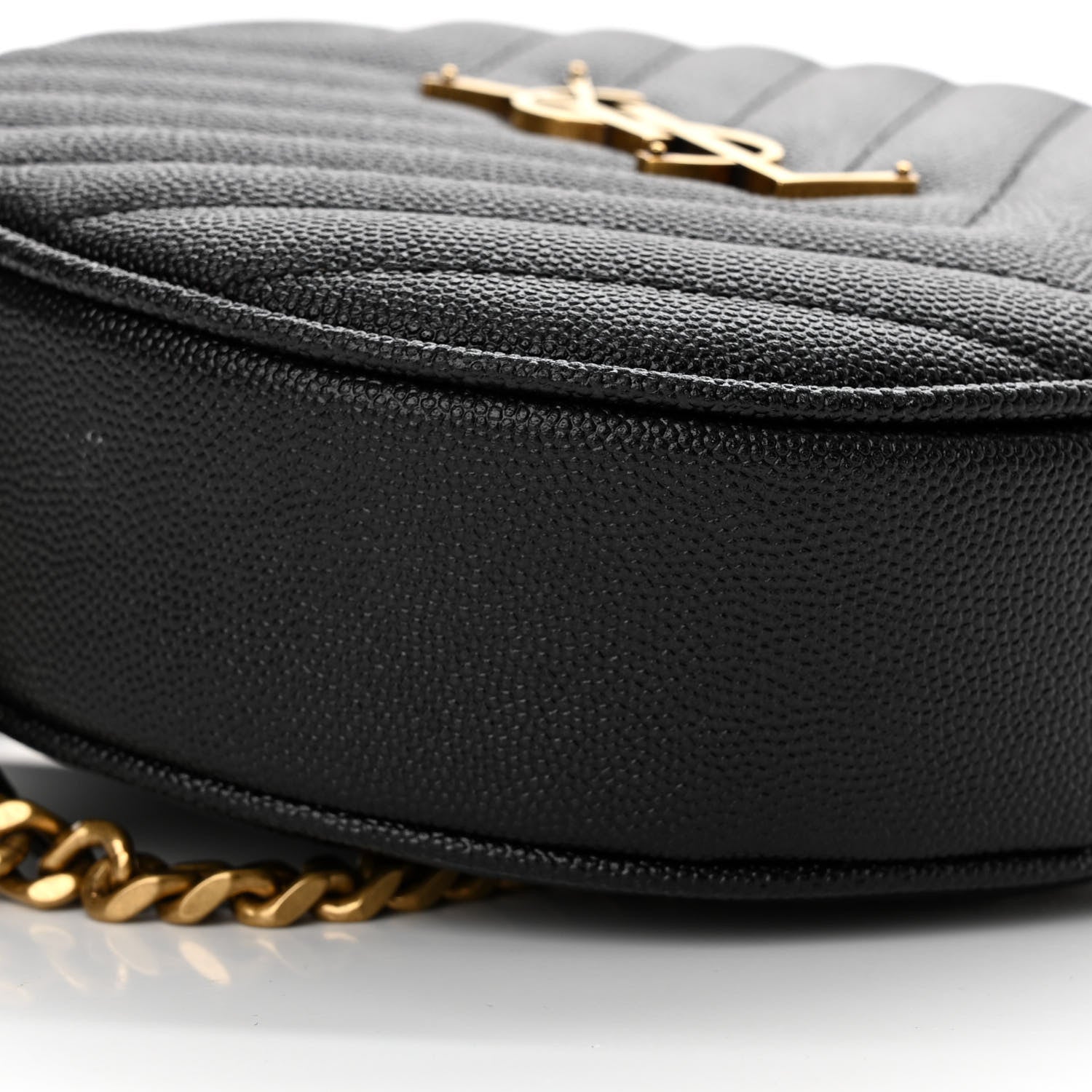 Saint Laurent Grain De Poudre Matelasse Chevron Quilted Round Vinyle Camera Bag Black 9 of 14