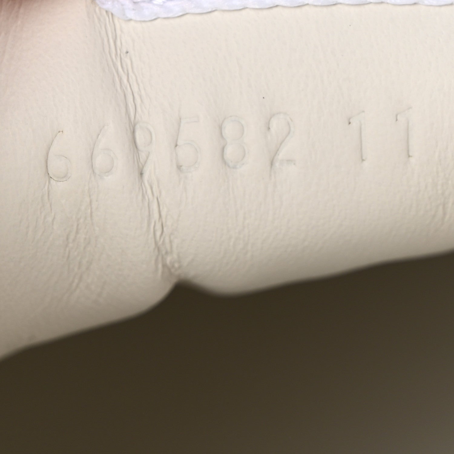 Gucci GG Supreme Calfskin Monogram Mens Interlocking G 55mm Sneakers 11 Beige Blue Black 9 of 9