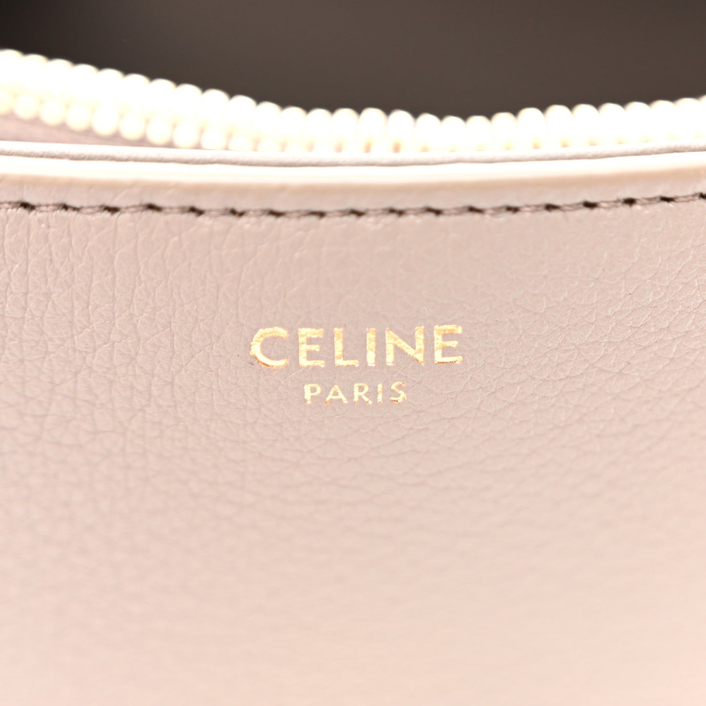Supple Calfskin Medium Nino Pebble