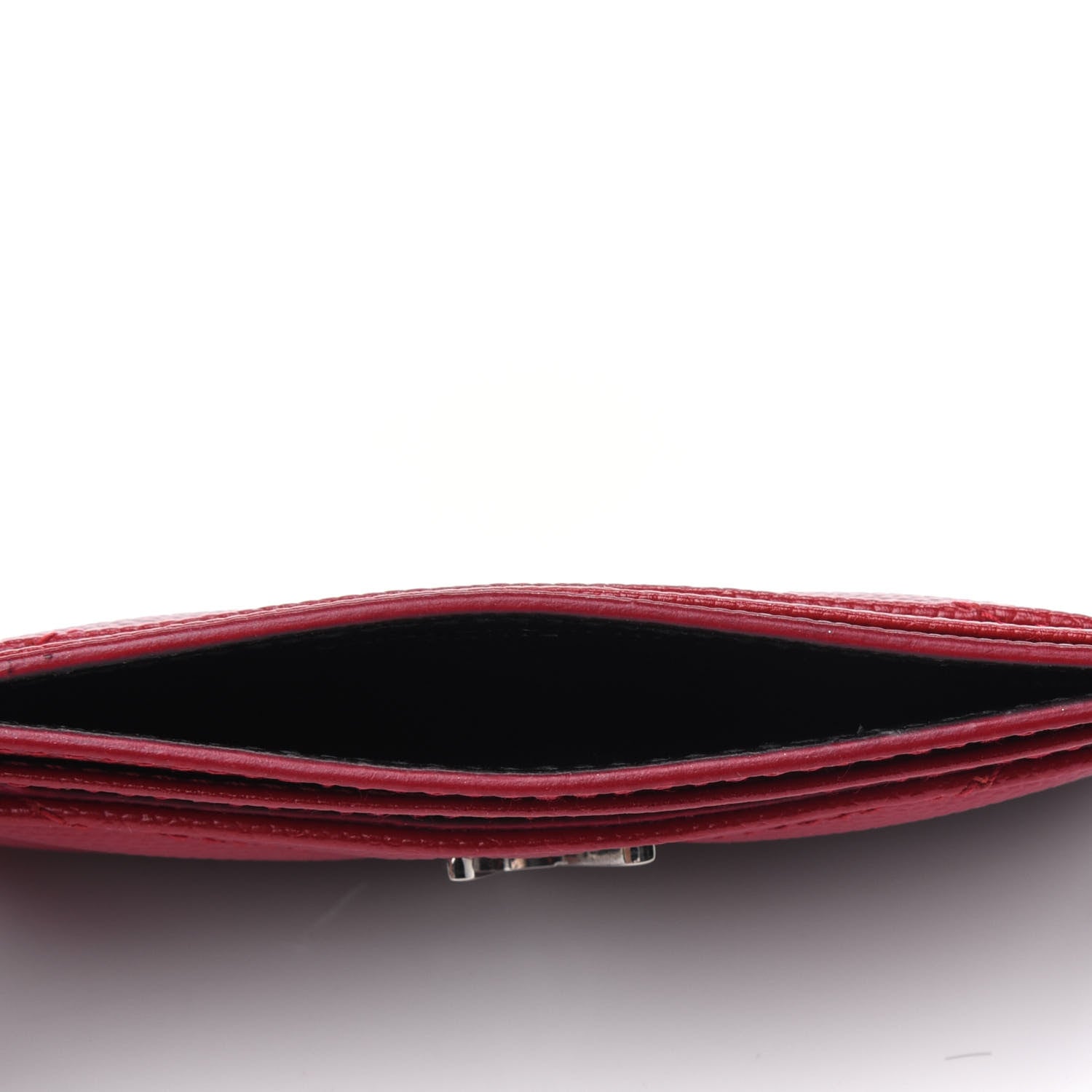 Saint Laurent Grain De Poudre Matelasse Chevron Monogram Credit Card Case Rouge Eros 4 of 5