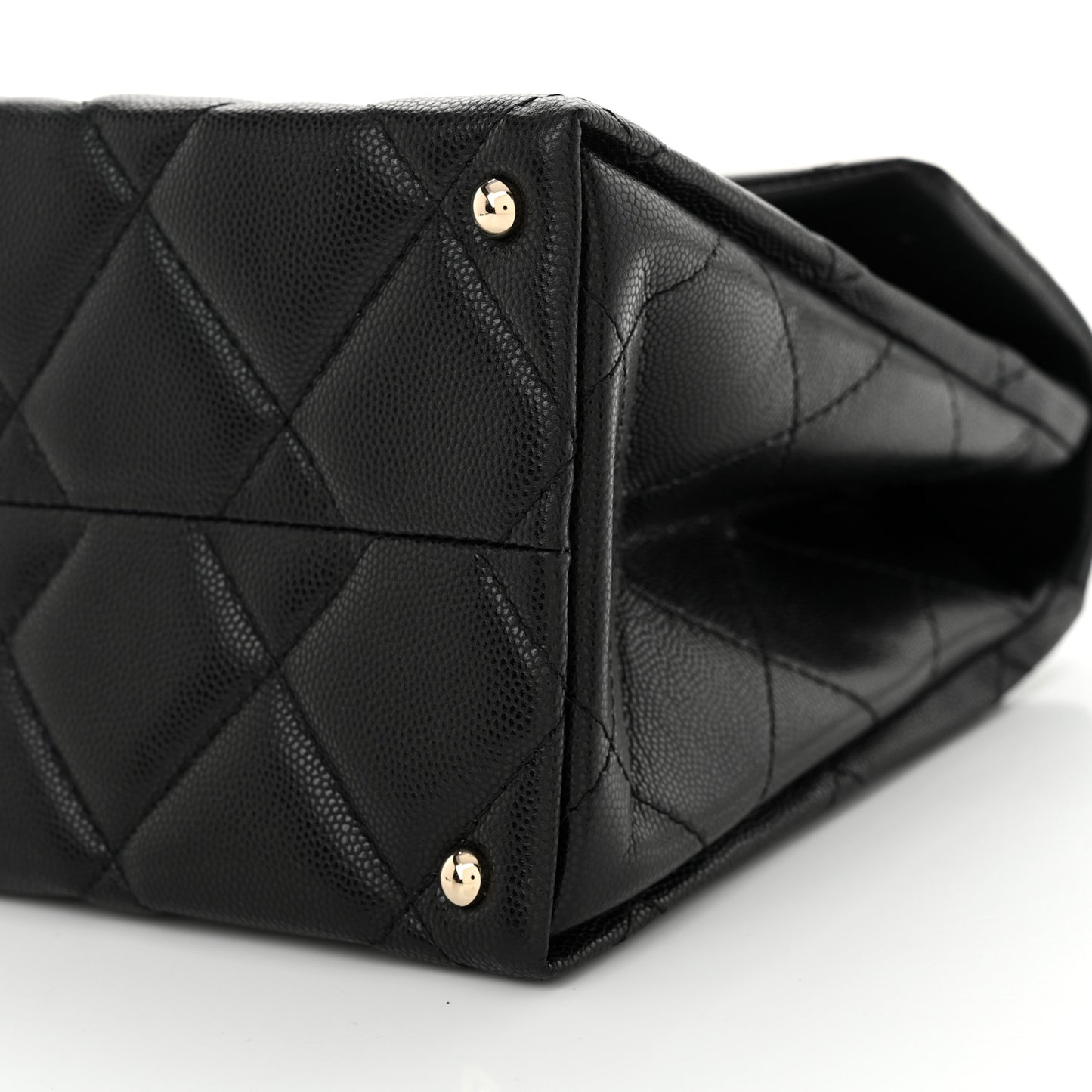Caviar Quilted Medium Retro Twist Top Handle Flap Black
