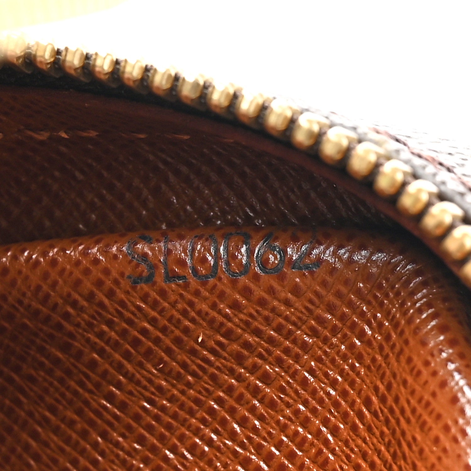 Louis Vuitton Monogram Pochette Marly Bandouliere 8 of 19