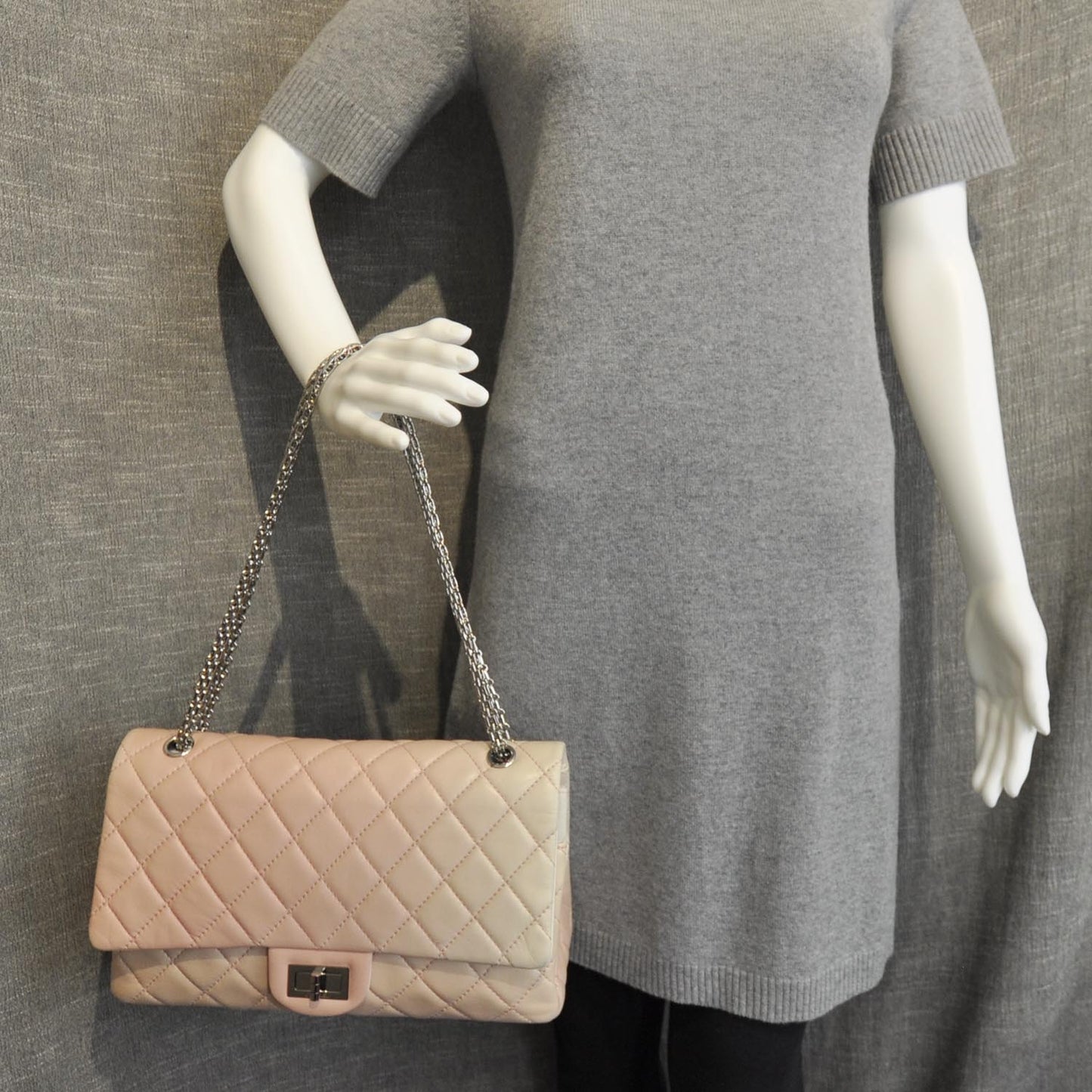 Lambskin 2.55 Reissue 227 Pink Degrade