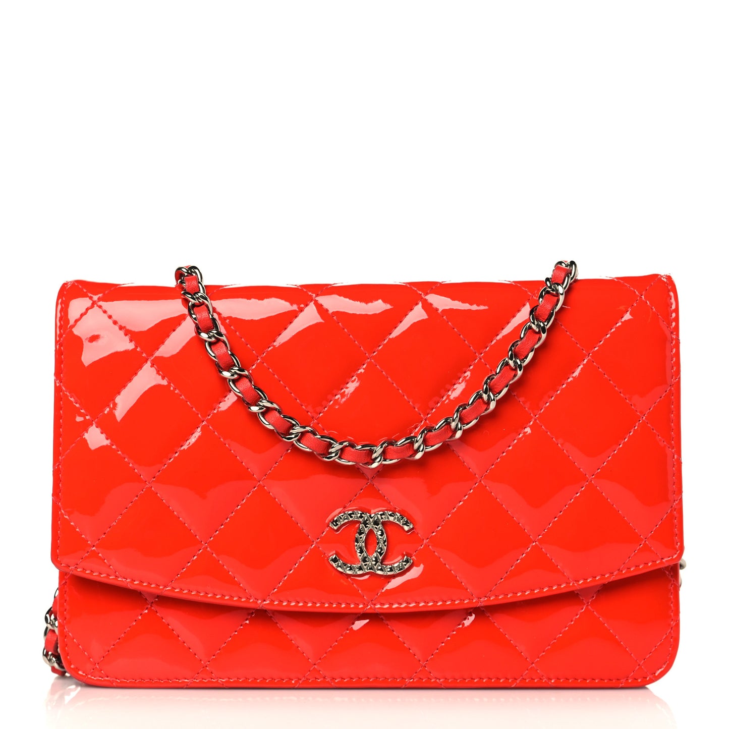 Patent Quilted Brilliant Wallet On Chain WOC Red