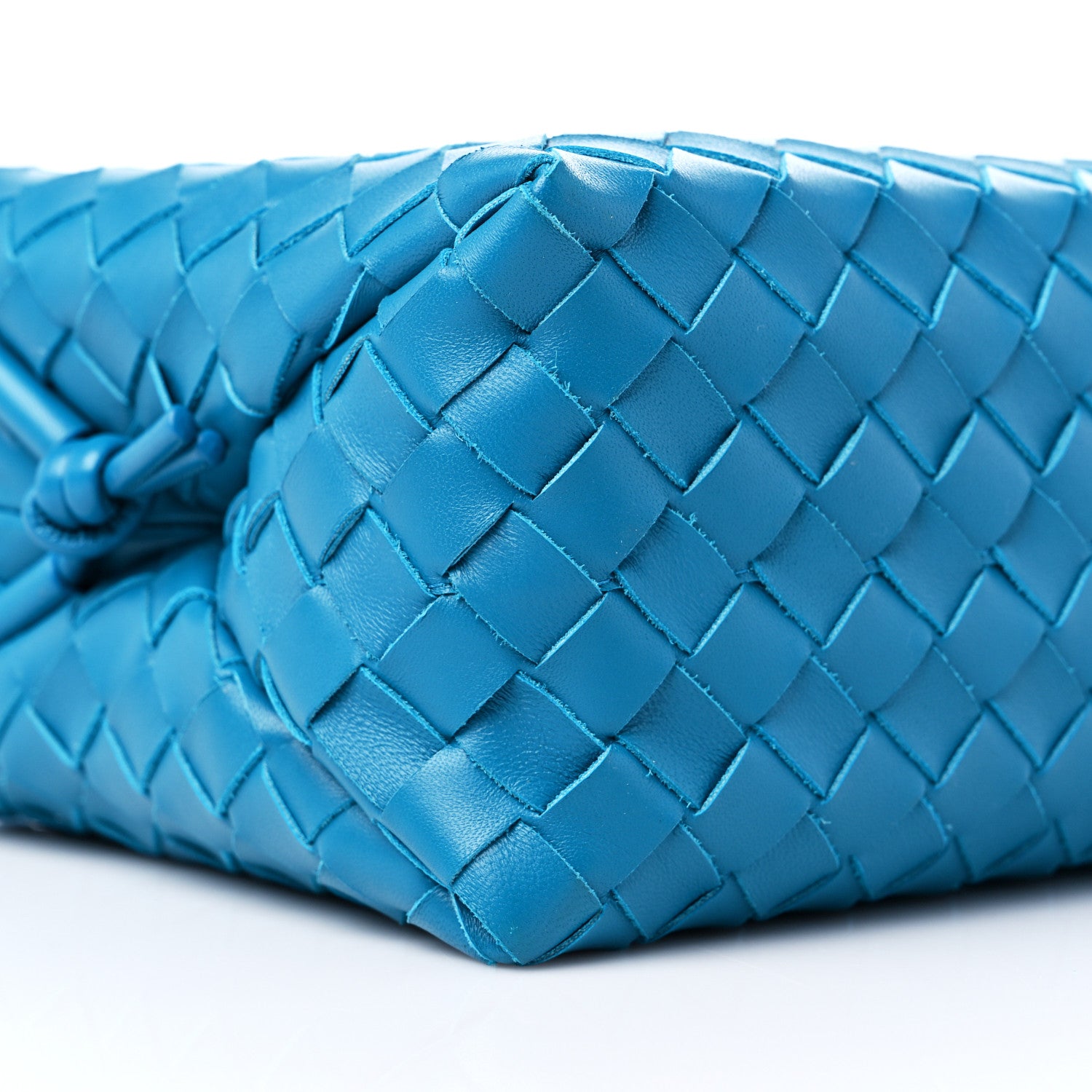 Bottega Veneta Nappa Intrecciato Medium Loop Camera Bag Pool 7 of 8