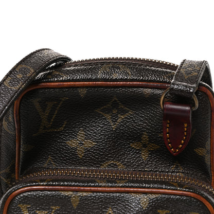 Louis Vuitton Monogram Amazone PM 8 of 10