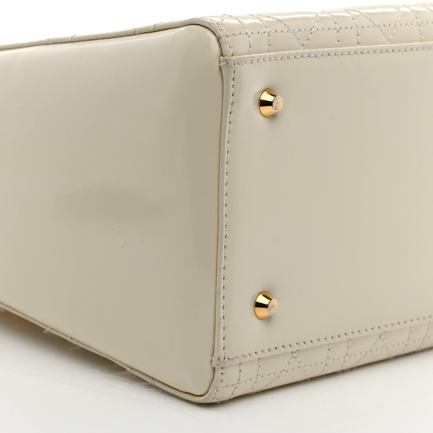 Glazed Calfskin Cannage Medium Lady Dior White
