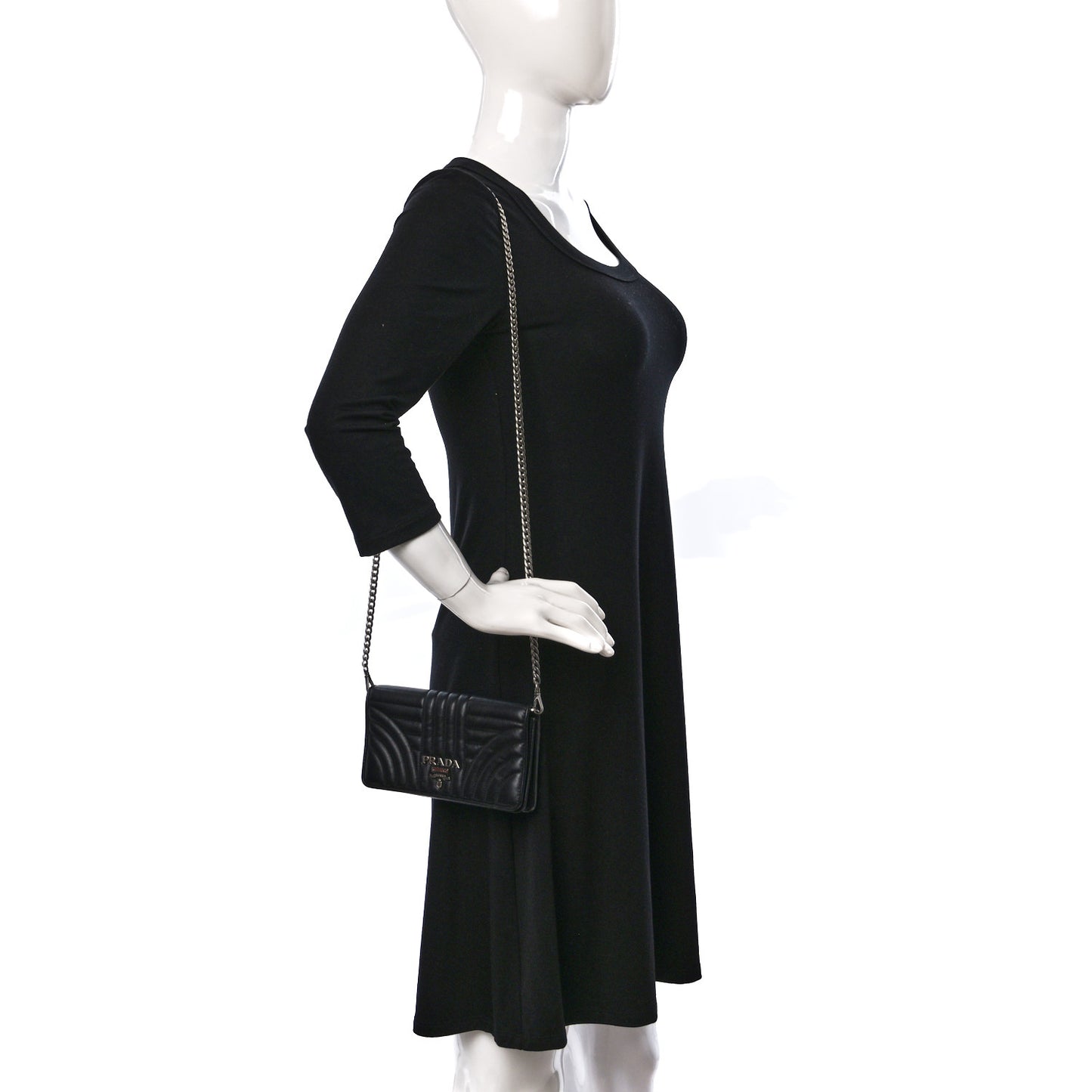 Soft Calfskin Impunture Diagramme Chain Wallet Black