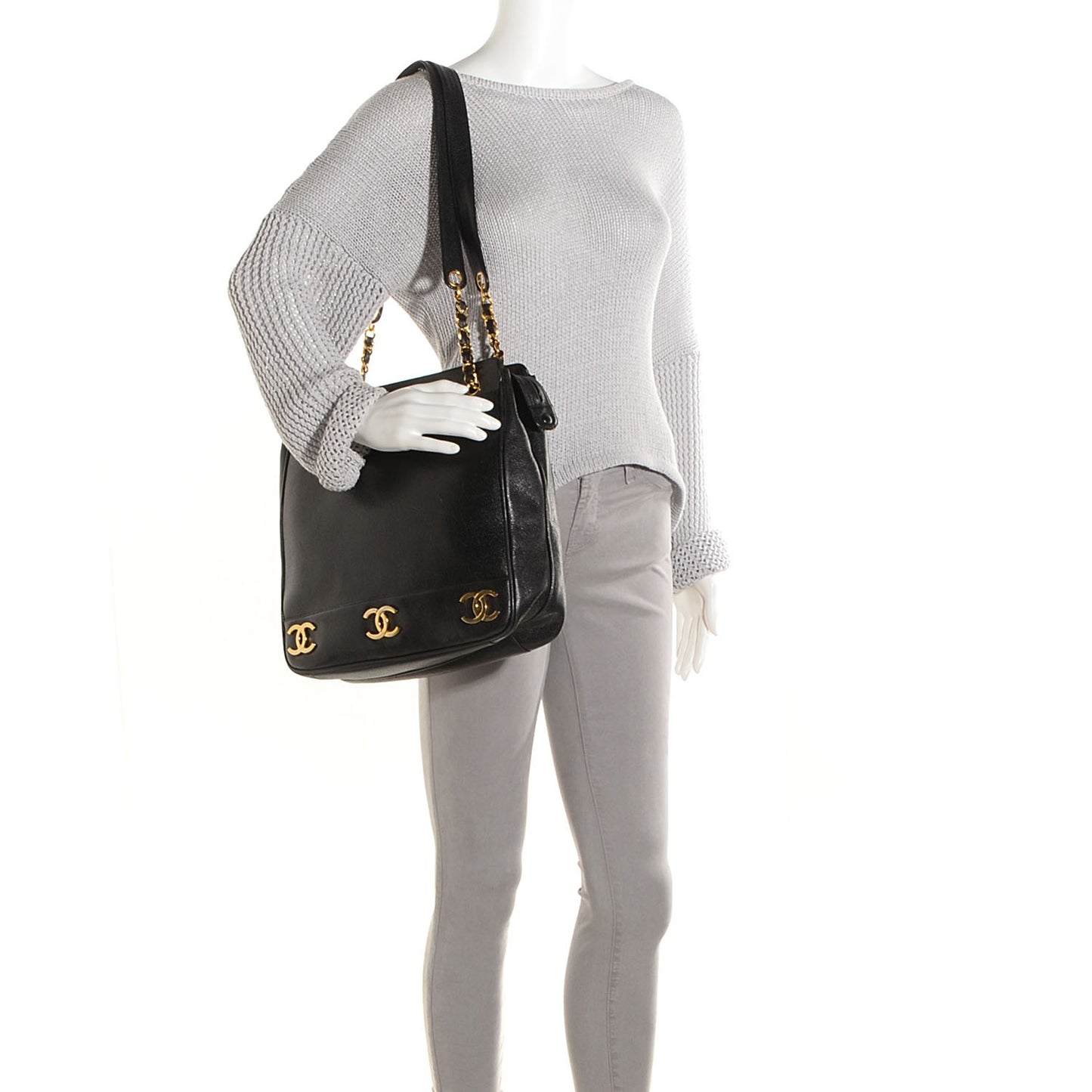 Caviar CC Shoulder Bag Black