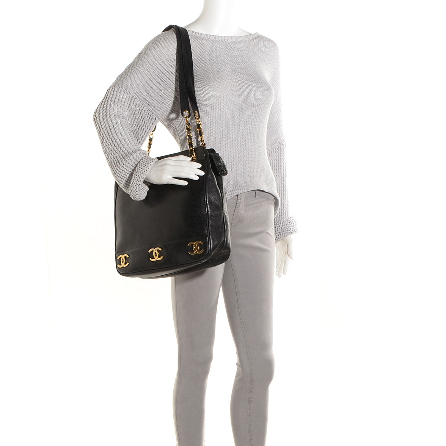 Chanel Caviar CC Shoulder Bag Black 2 of 8