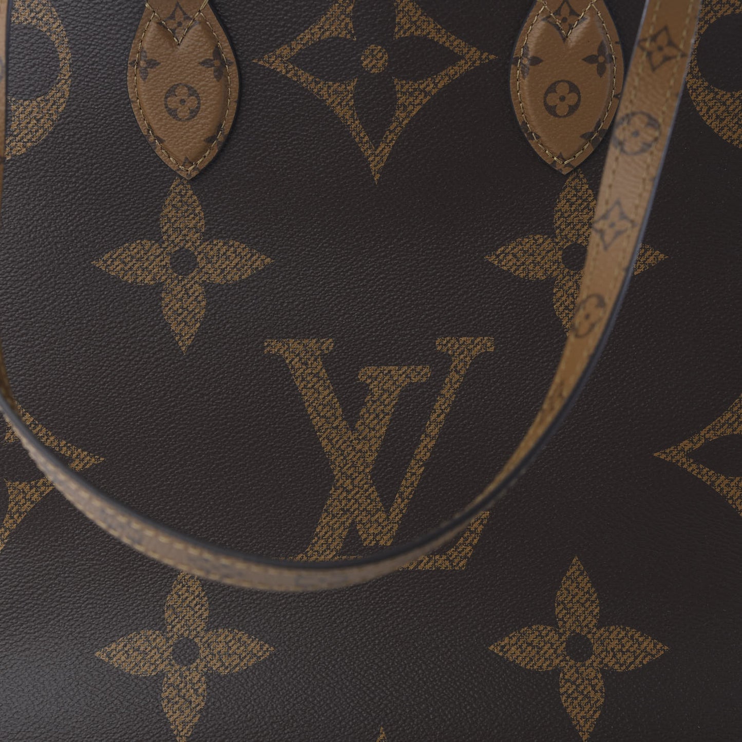 Reverse Monogram Giant Onthego GM