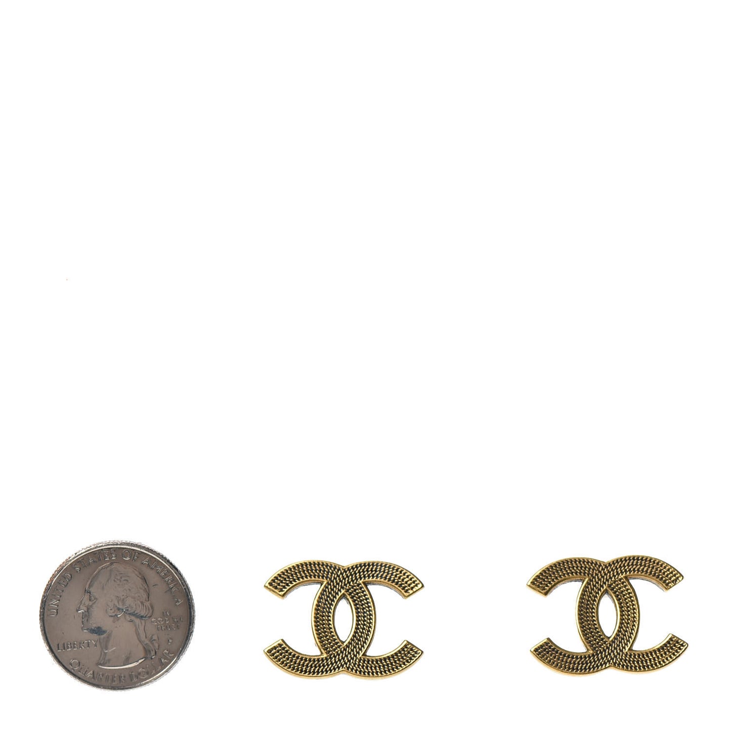 Metal CC Chain Earrings Gold