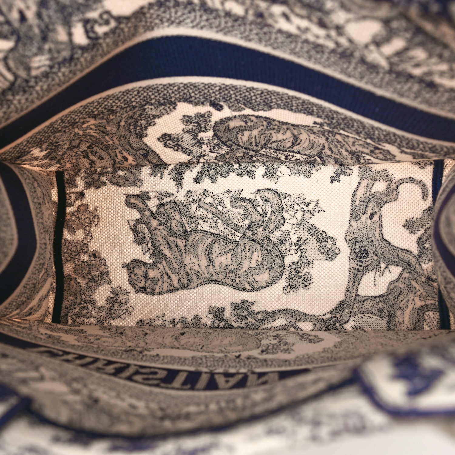 Christian Dior Canvas Embroidered Medium Dioriviera Toile De Jouy Book Tote White 5 of 11