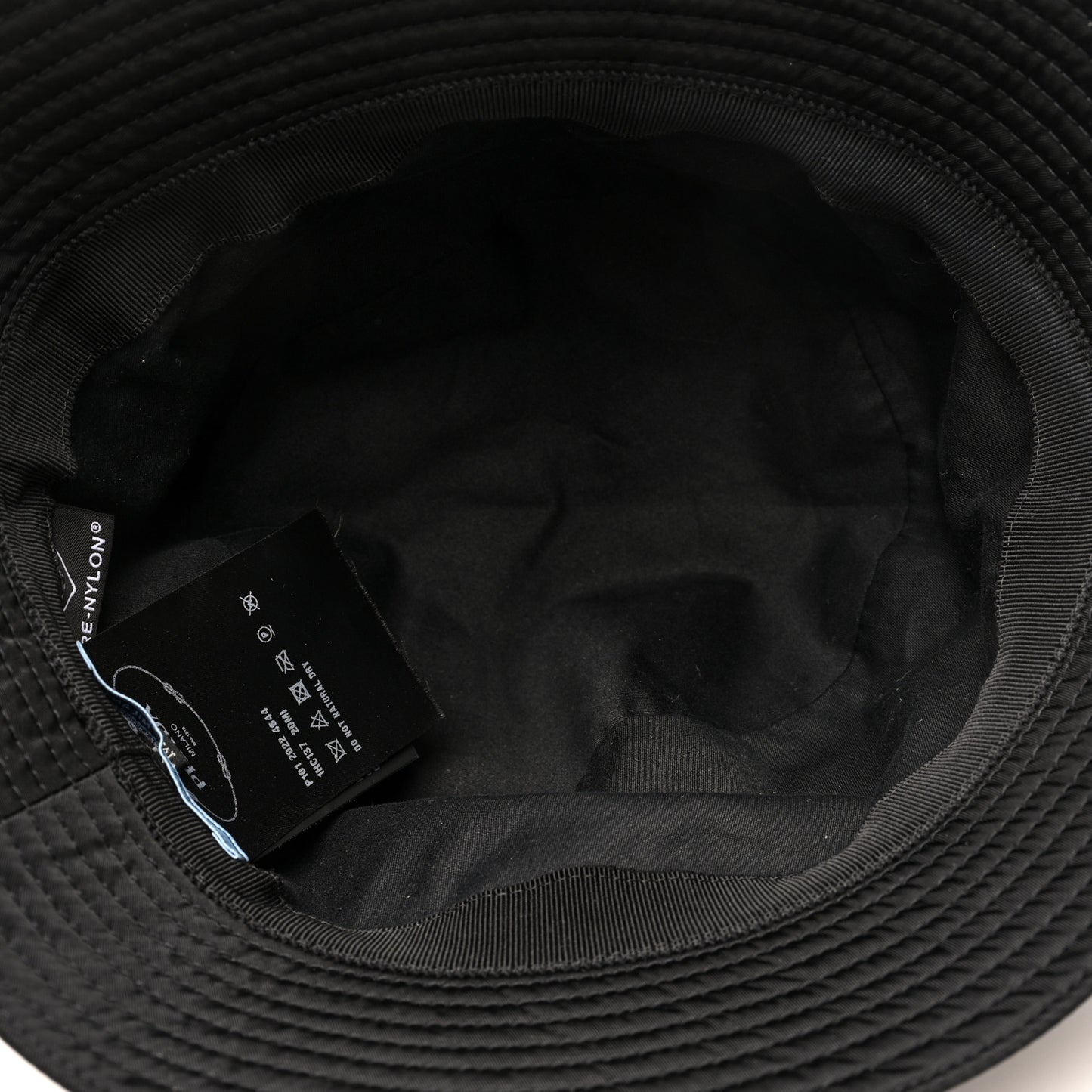 Re-Nylon Metal Triangle Logo Womens Bucket Hat M Black