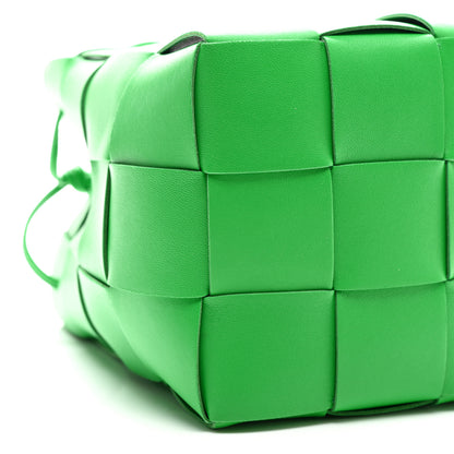 Bottega Veneta Nappa Maxi Intrecciato Small Cassette Bucket Bag Parakeet 8 of 9