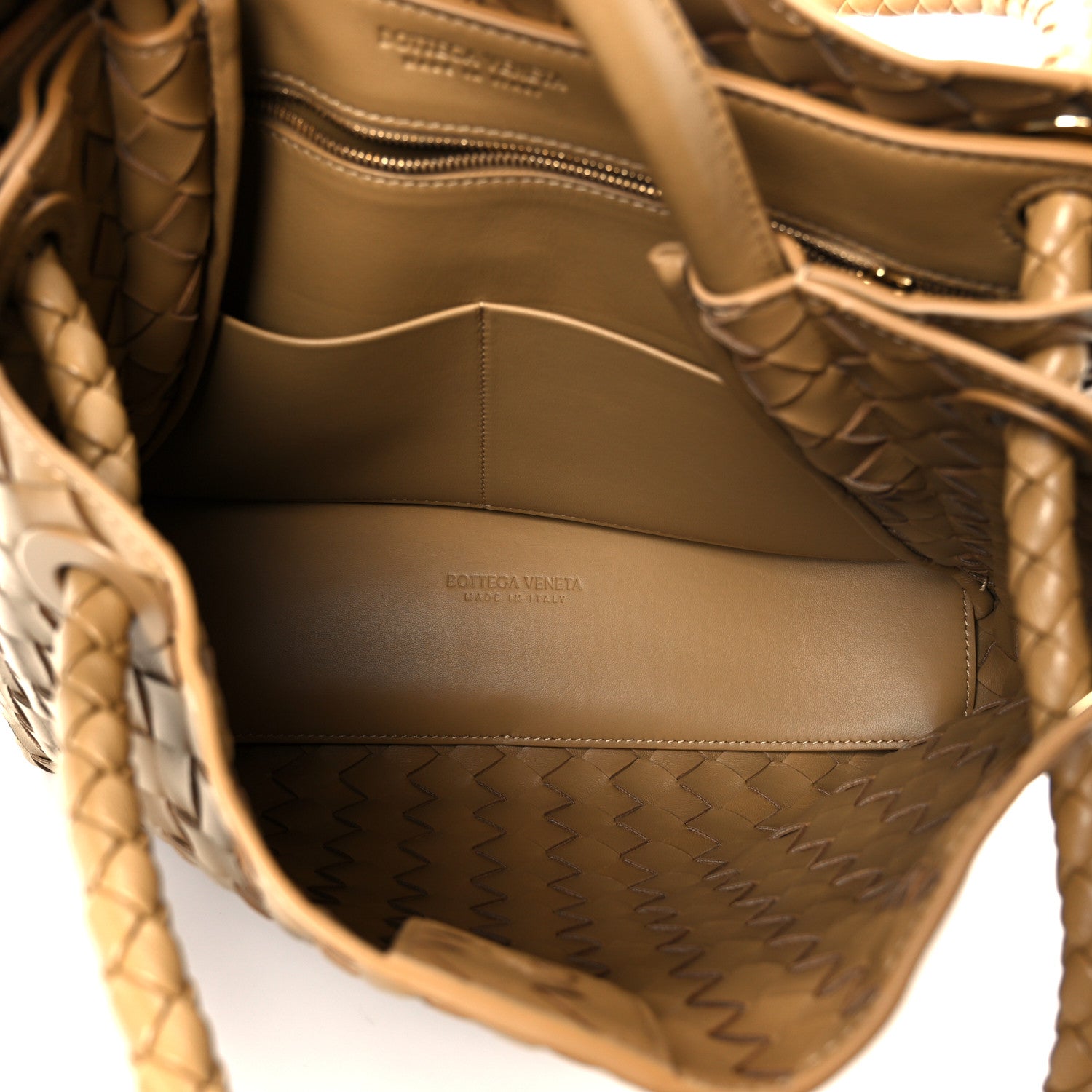 Bottega Veneta Nappa Intrecciato Medium Andiamo Shoulder Bag Dark Praline 5 of 10
