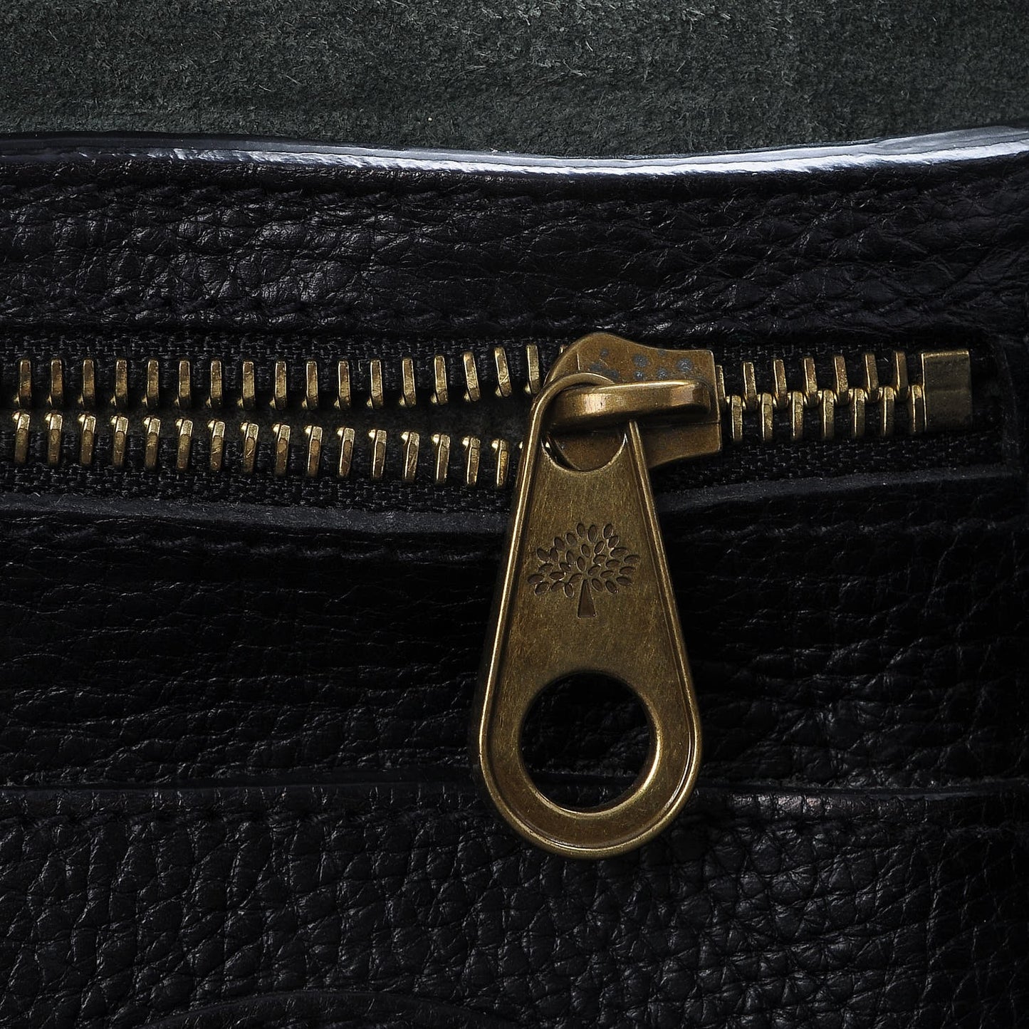 Glossy Goat Bayswater Black