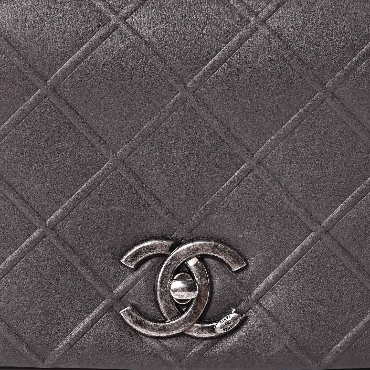 Calfskin Diamond Embossed New Chic Flap Grey