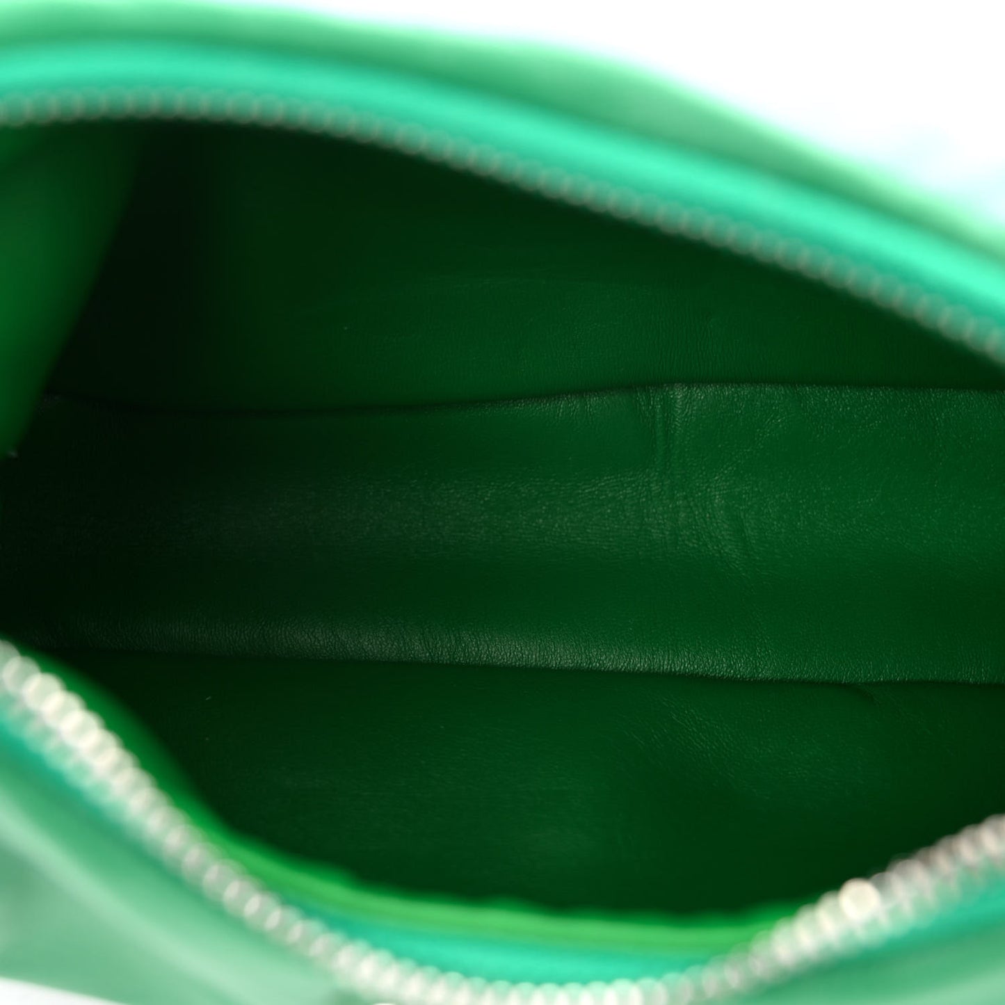 Nappa Soft Padded Re-Edition 2005 Shoulder Bag Mango